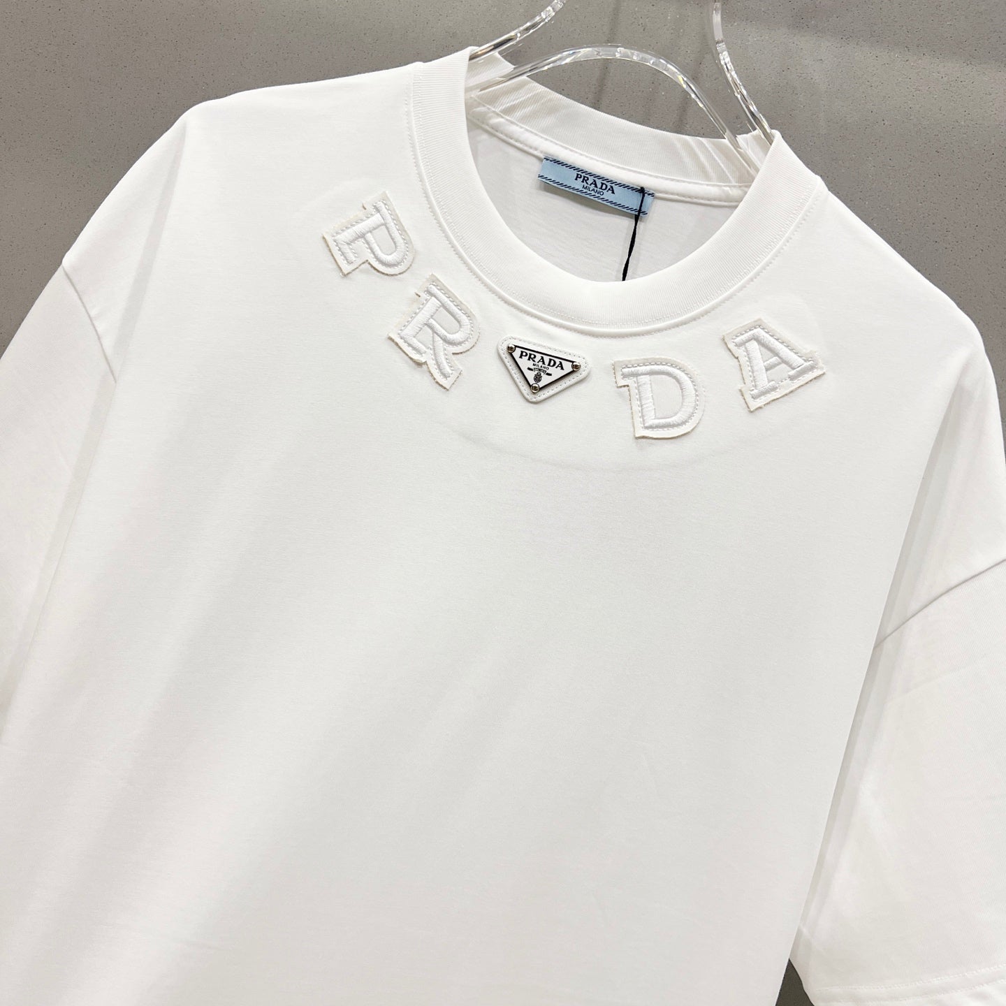 LuxluxHouse Best Quality Clothes T-shirt Prada