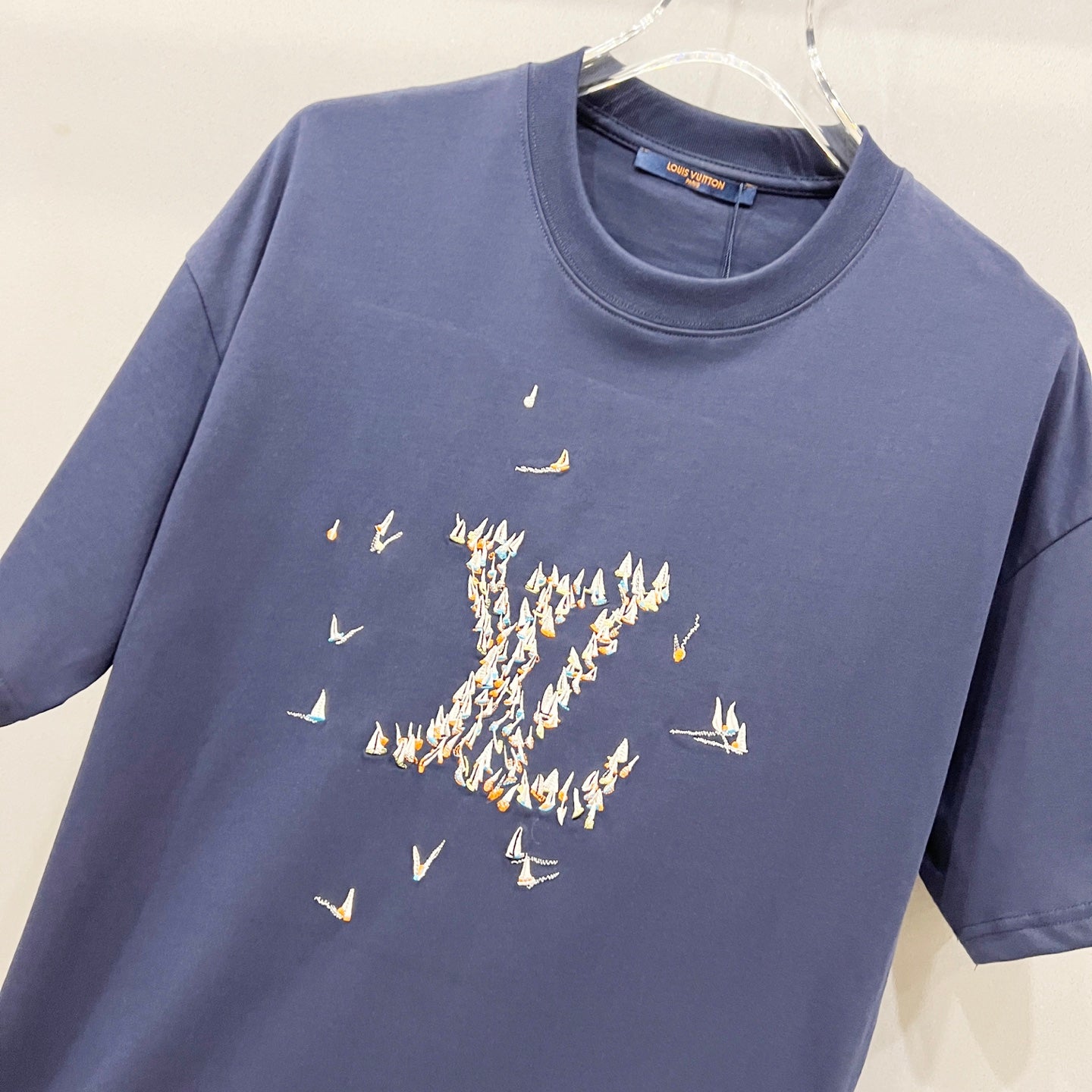 LuxluxHouse Best Quality Clothes T-shirt Louis Vuitton