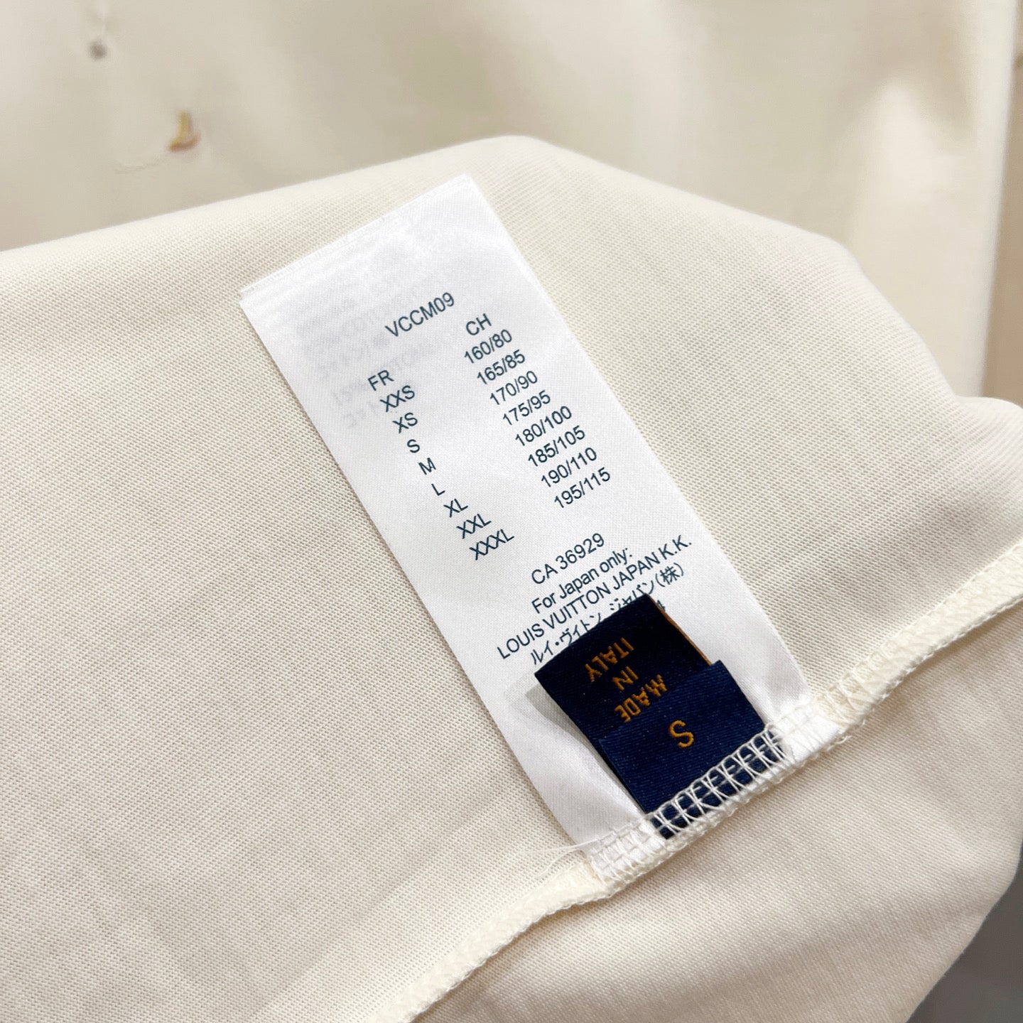 LuxluxHouse Best Quality Clothes T-shirt Louis Vuitton