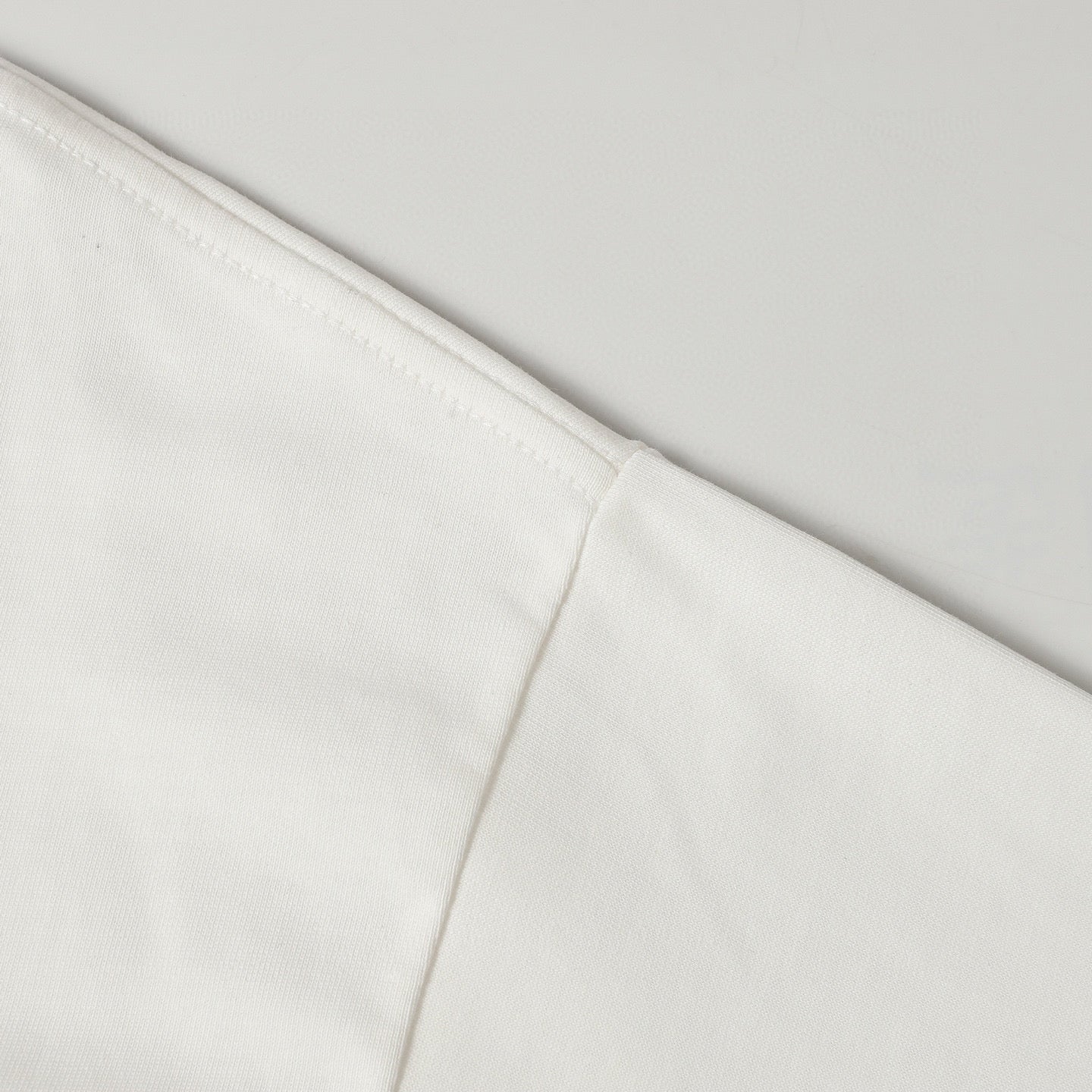 LuxluxHouse Best Quality Clothes T-shirt Prada