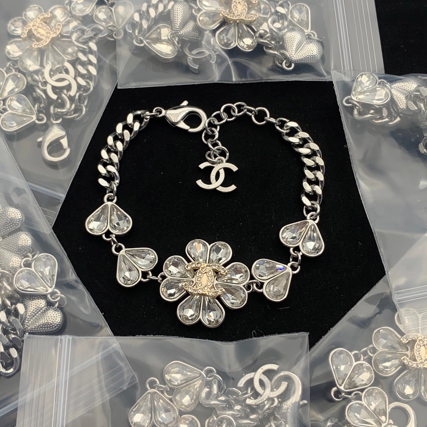 LuxluxHouse Low Price And High Quality Accessories Chanel
