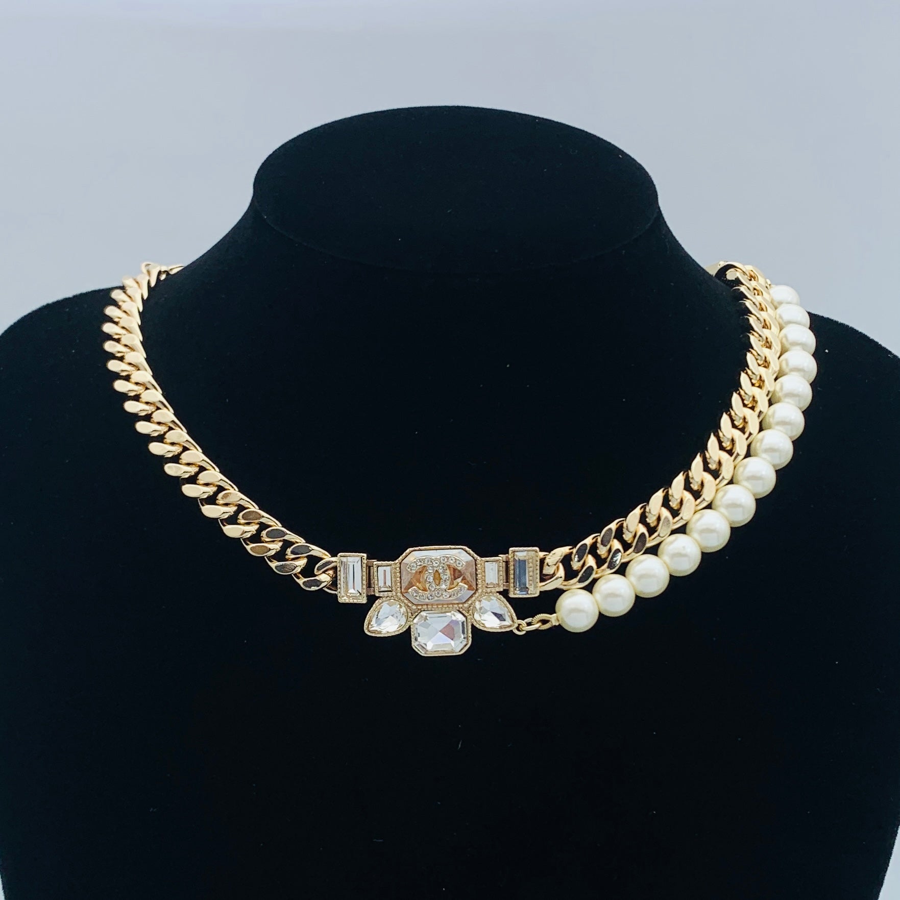 LuxluxHouse Low Price And High Quality Accessories Chanel