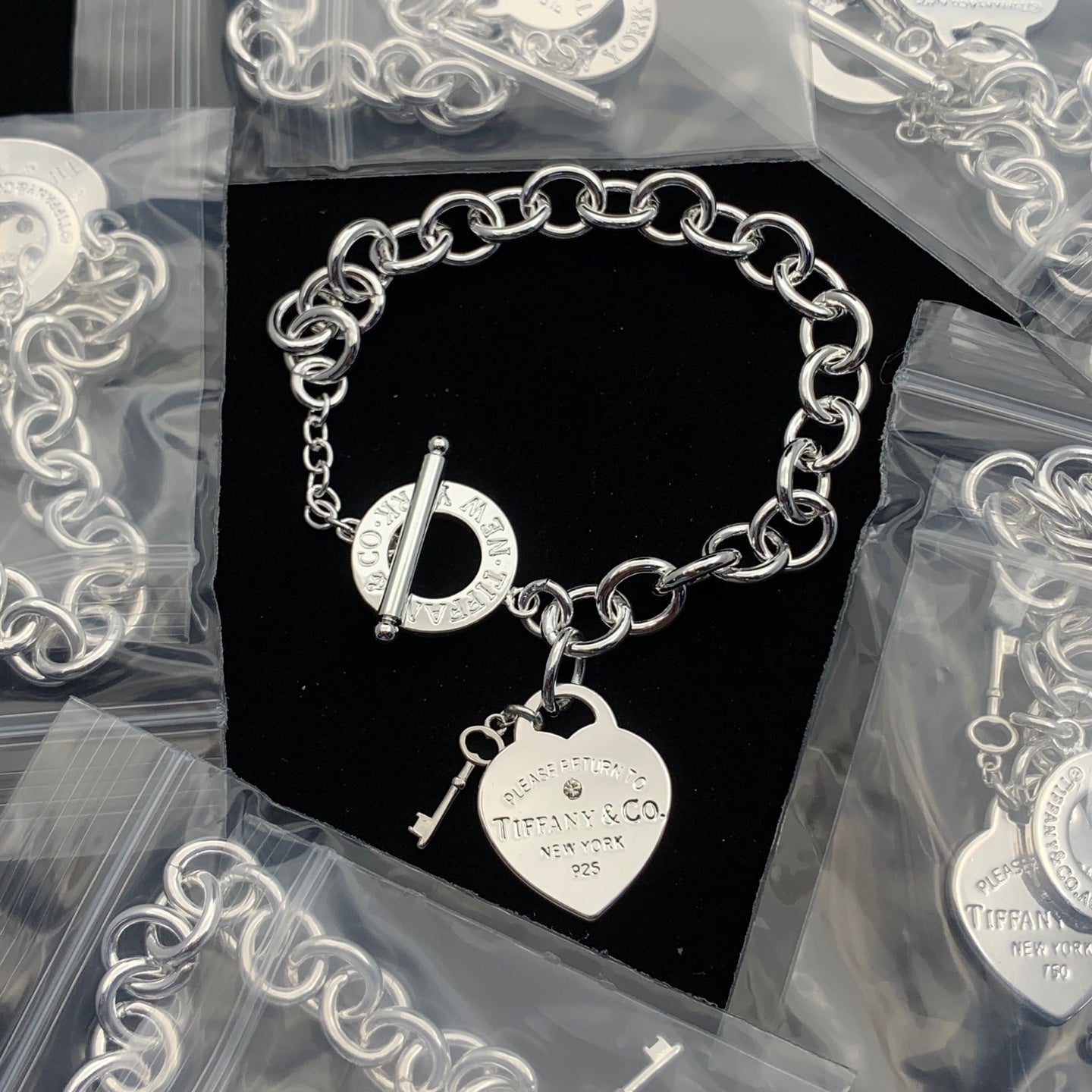 LuxluxHouse Low Price And High Quality Accessories Tiffany