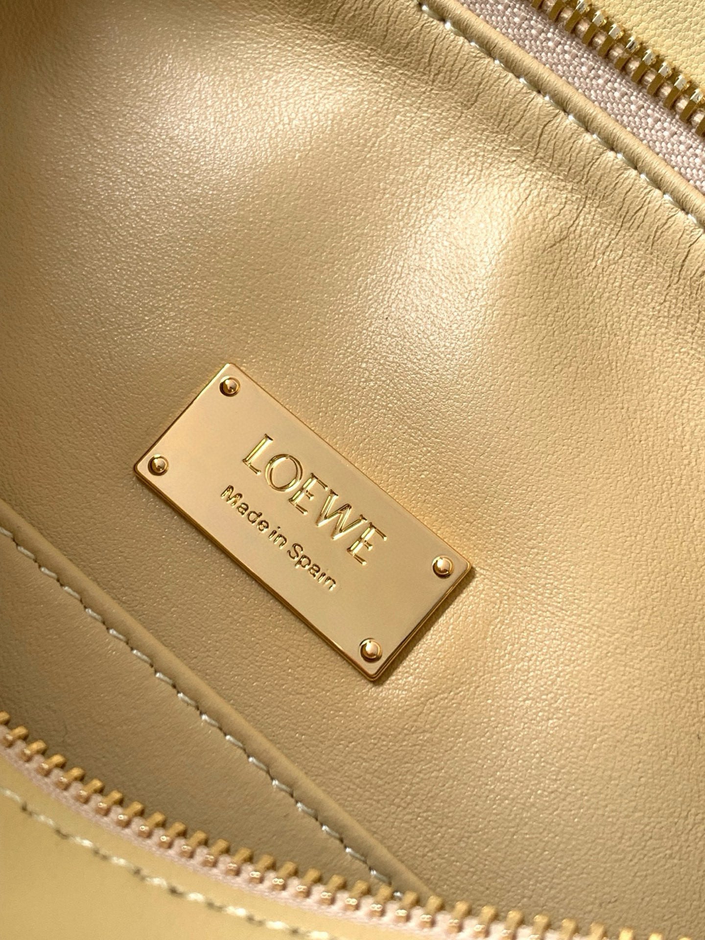 LuxluxHouse Best Quality Bags Loewe Men