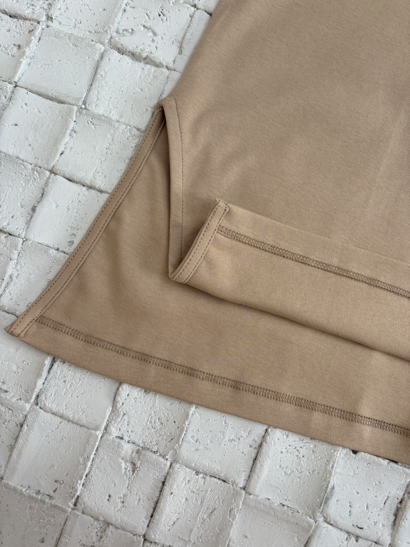 LuxluxHouse Best Quality Clothes T-shirt Loewe
