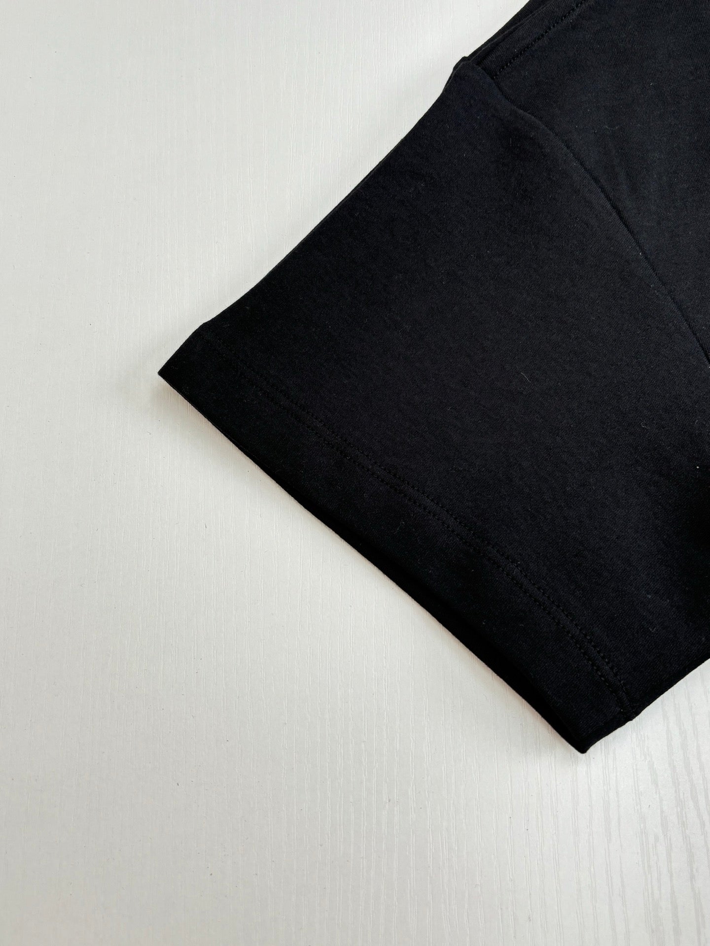 LuxluxHouse Best Quality Clothes T-shirt Loewe