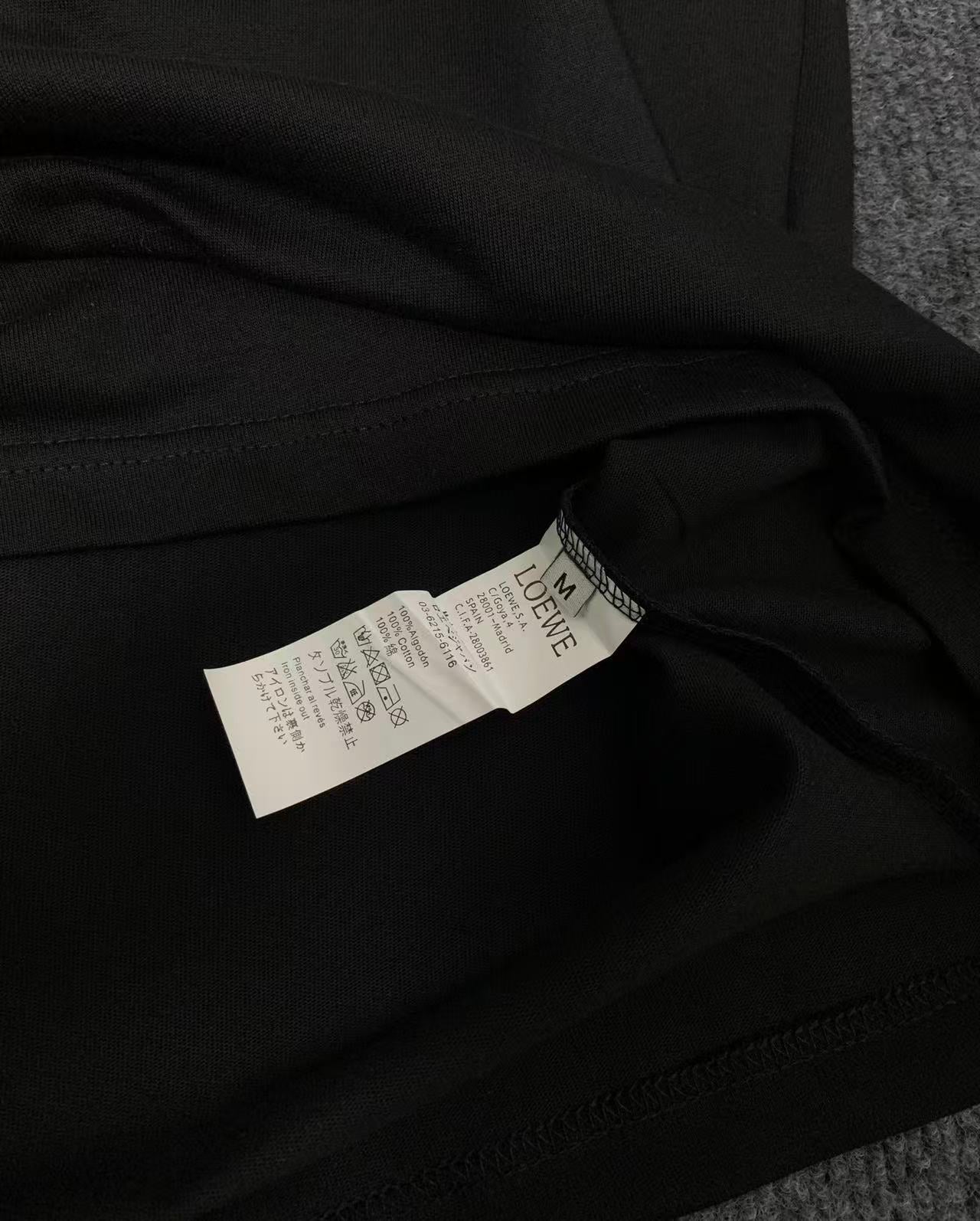 LuxluxHouse Best Quality Clothes T-shirt Loewe