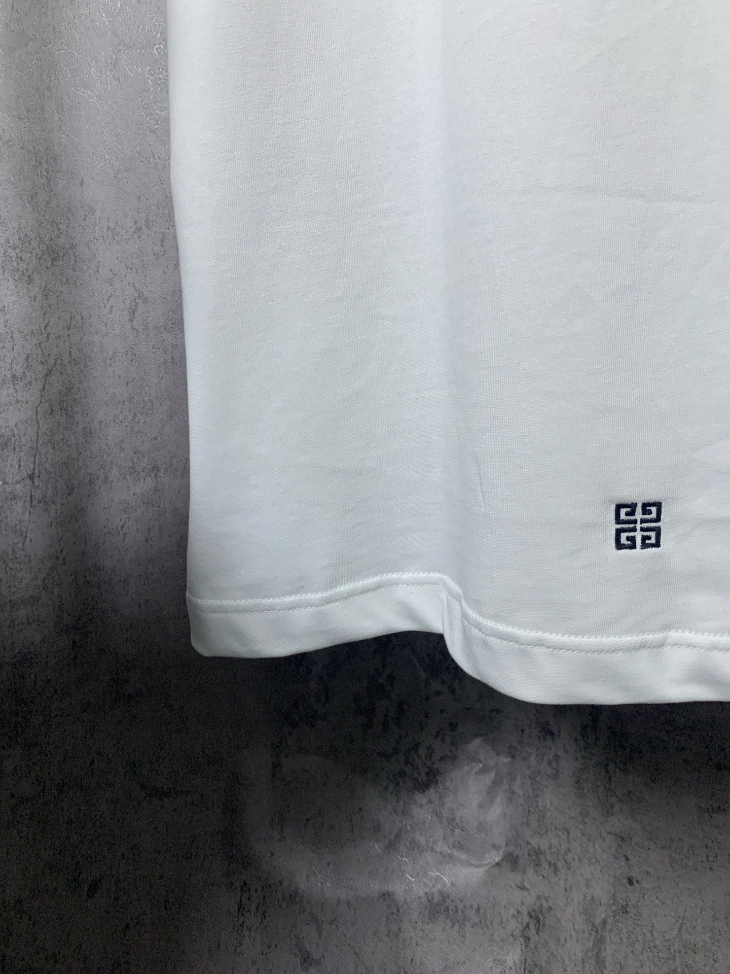 LuxluxHouse Best Quality Clothes Givenchy T-shirt