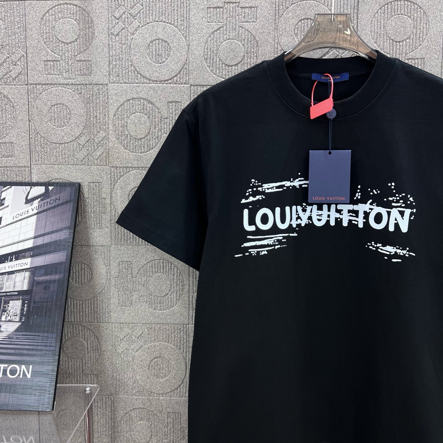 LuxluxHouse Best Quality Clothes T-shirt Louis Vuitton