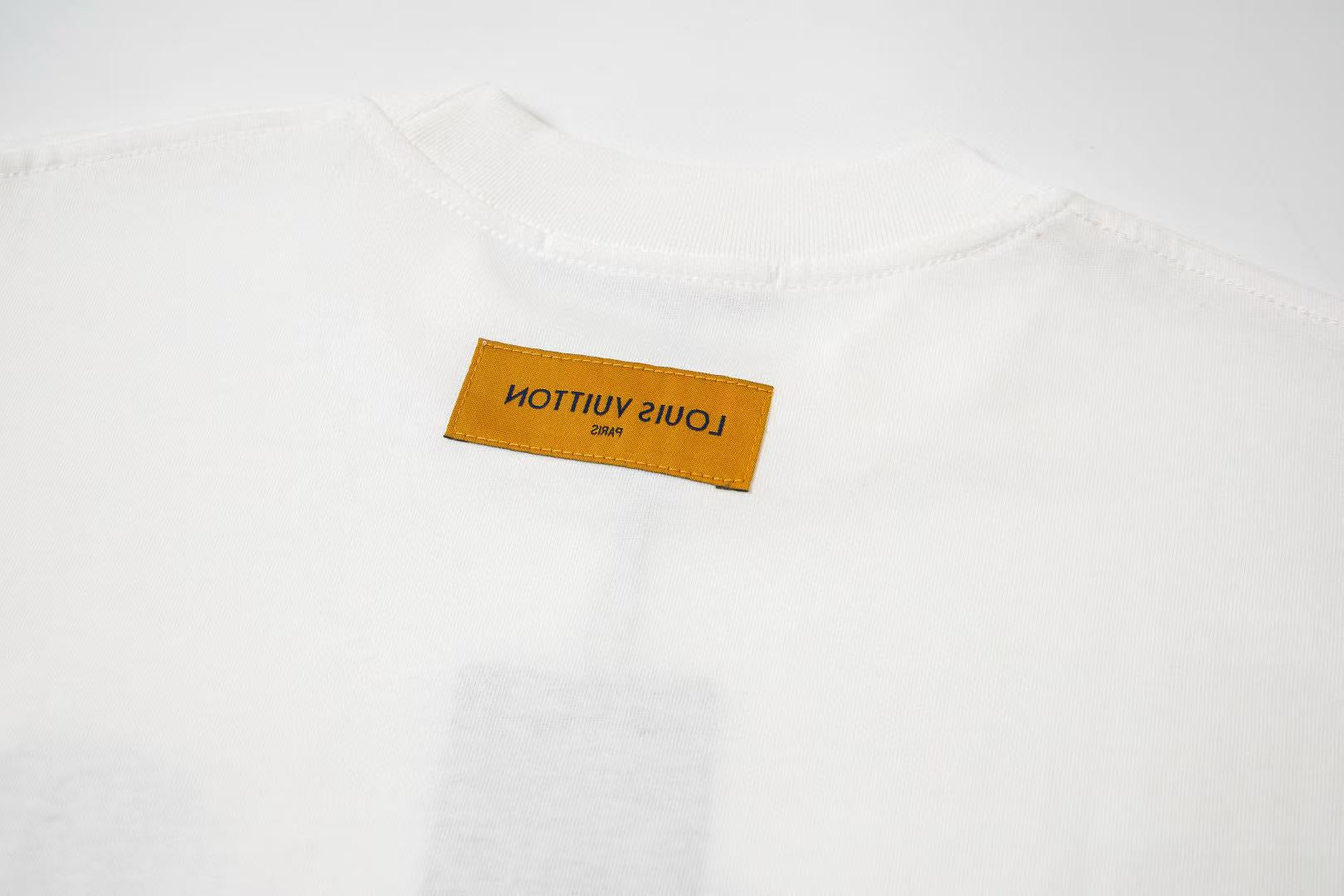 LuxluxHouse Best Quality Clothes T-shirt Louis Vuitton