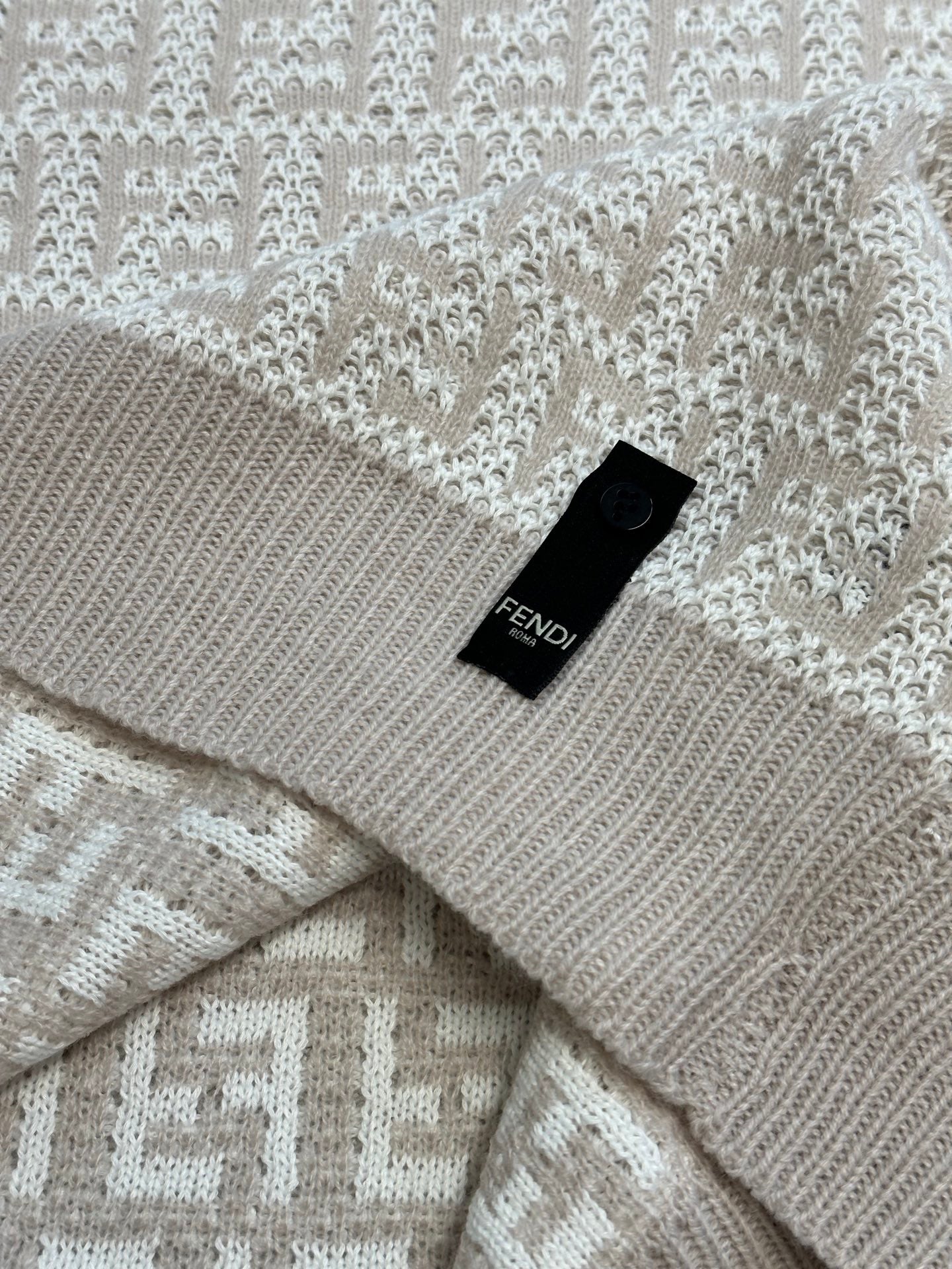 LuxluxHouse Best Quality Clothes Fendi Hoodie & Sweater