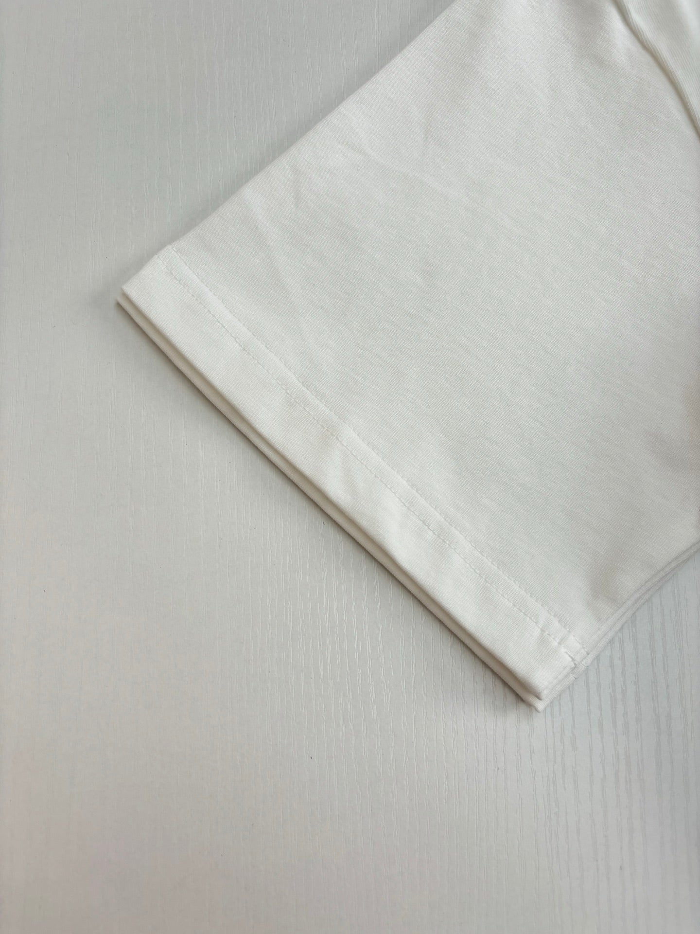 LuxluxHouse Best Quality Clothes T-shirt Prada