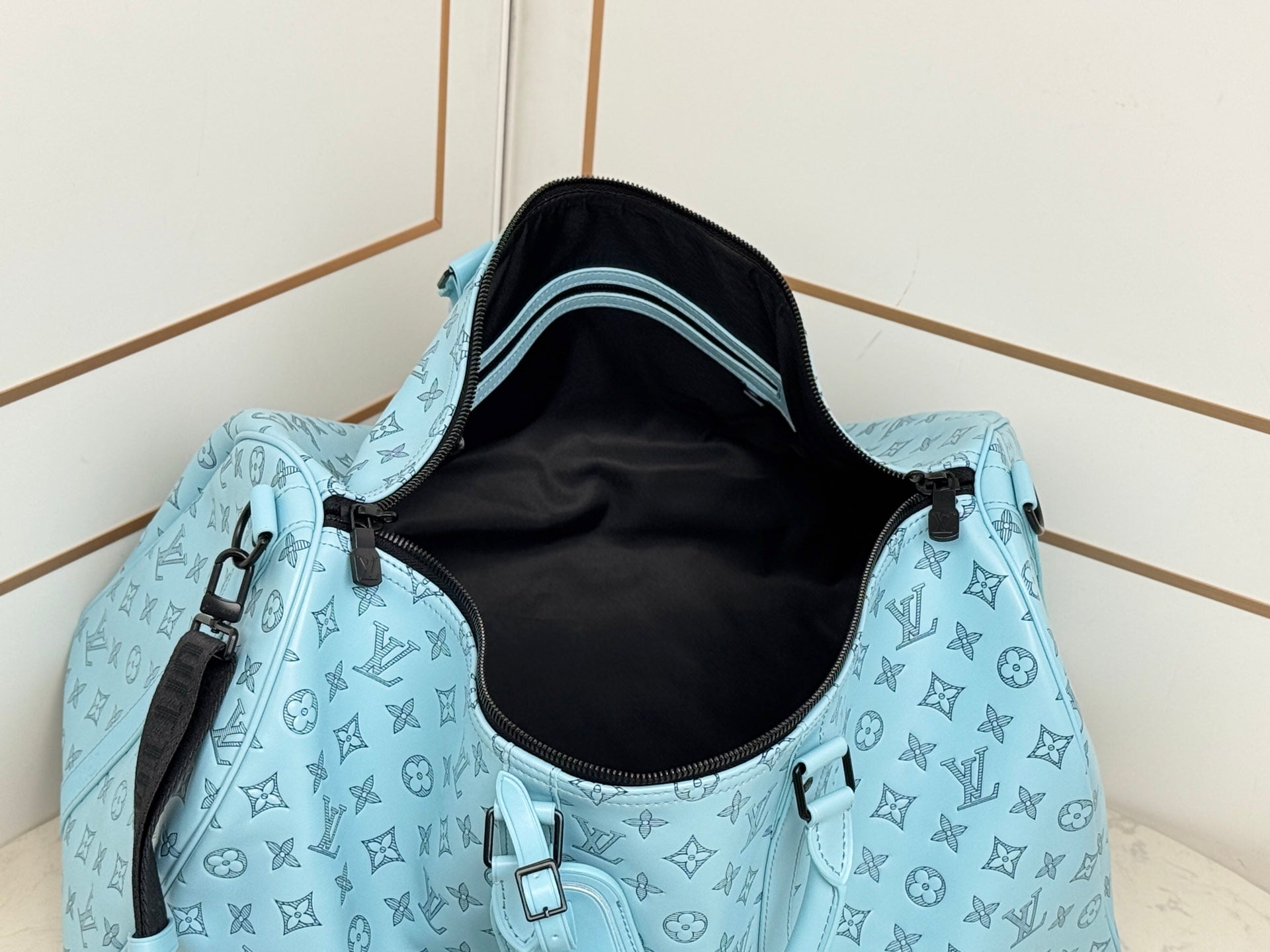 LuxluxHouse Best Quality Bags Louis Vuitton Men