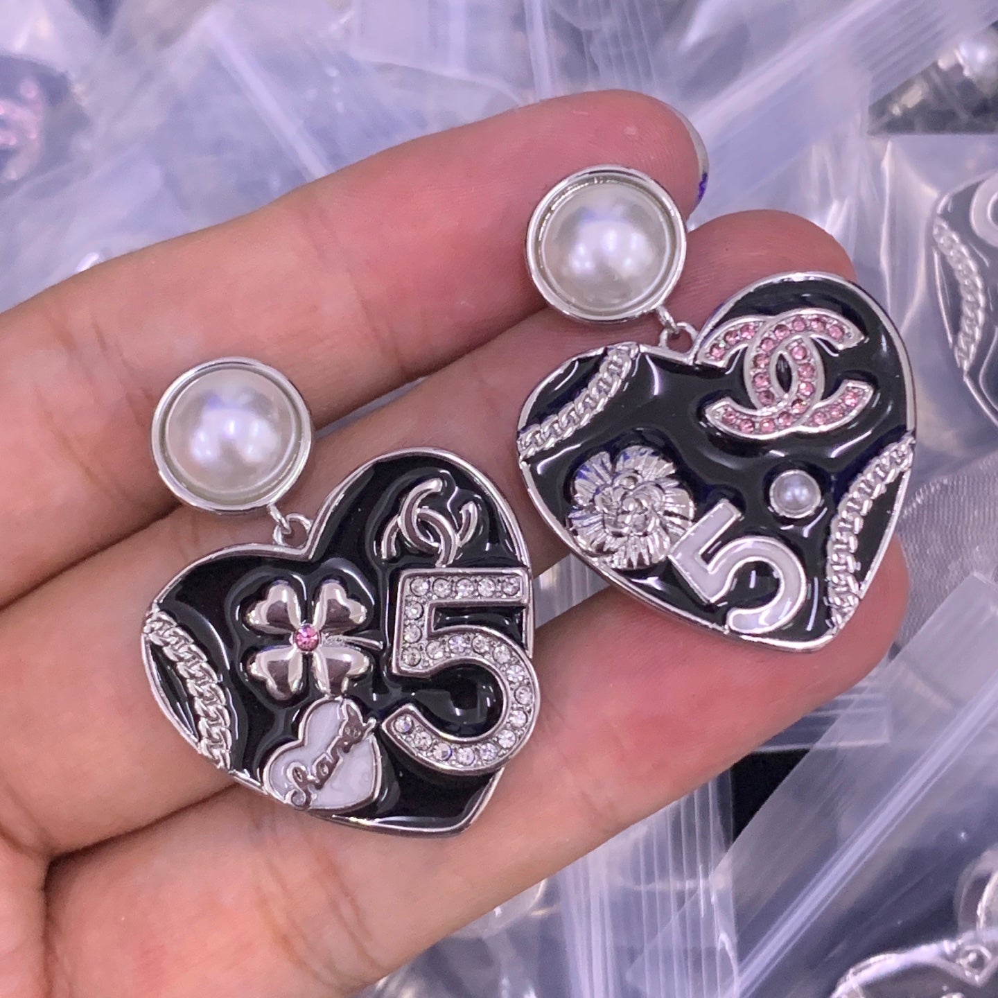LuxluxHouse Low Price And High Quality Accessories Chanel