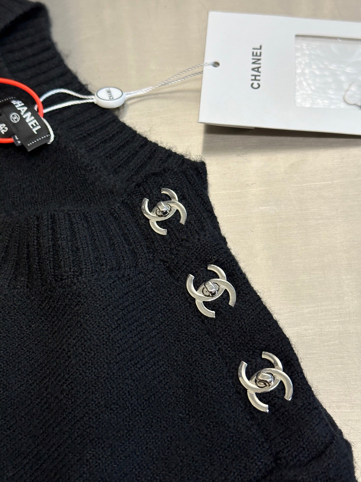 LuxluxHouse Best Quality Clothes Hoodie & Sweater Chanel & Maison Margiela
