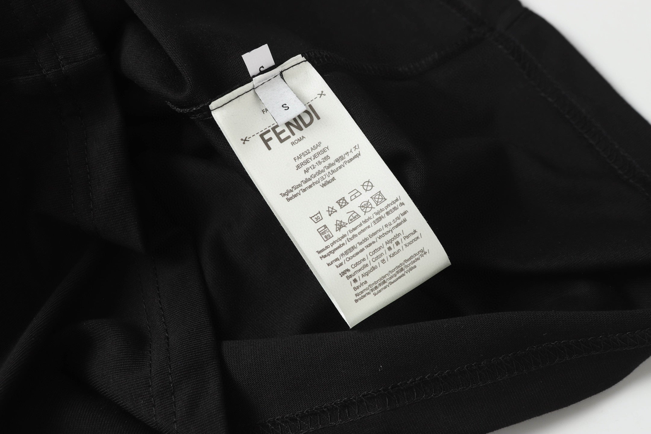 LuxluxHouse Best Quality Clothes Fendi T-shirt