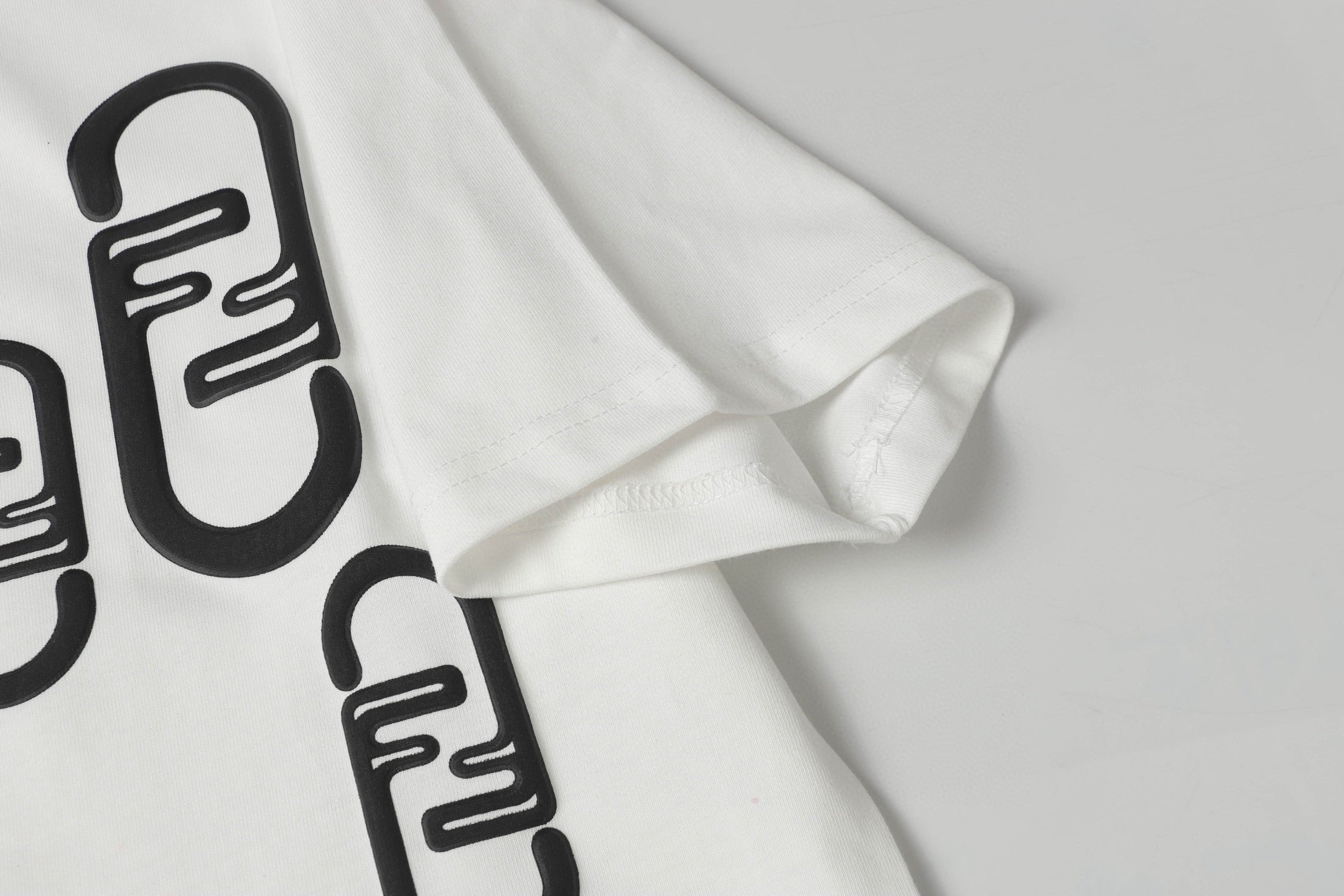 LuxluxHouse Best Quality Clothes Fendi T-shirt