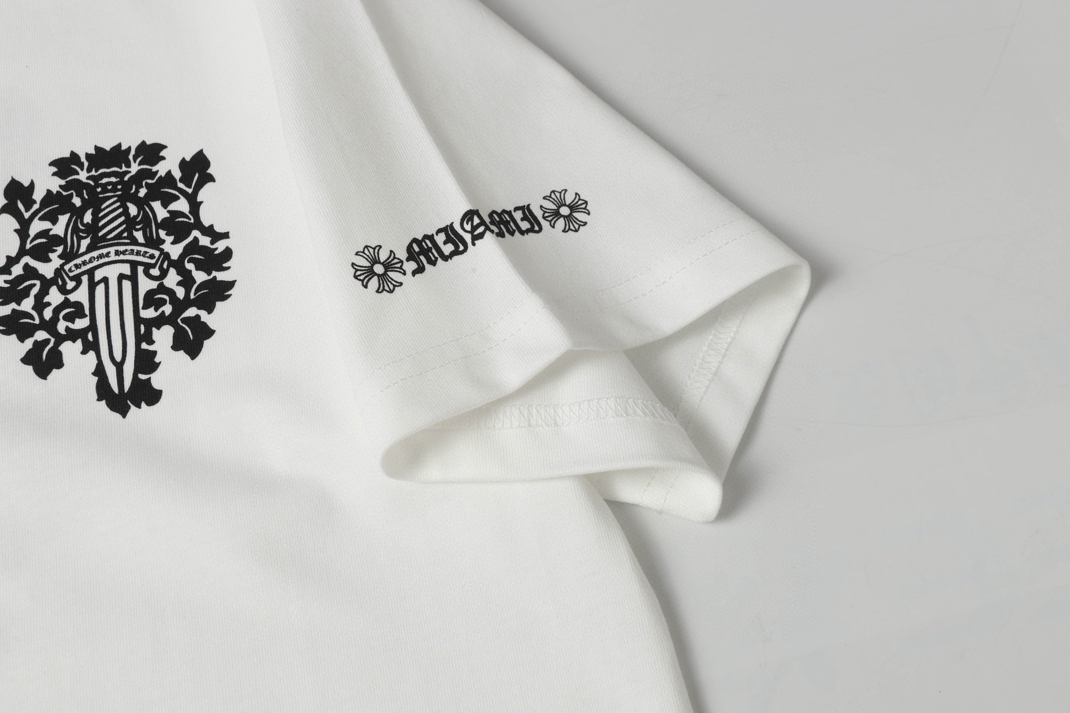 LuxluxHouse Best Quality Clothes Chrome Hearts T-shirt