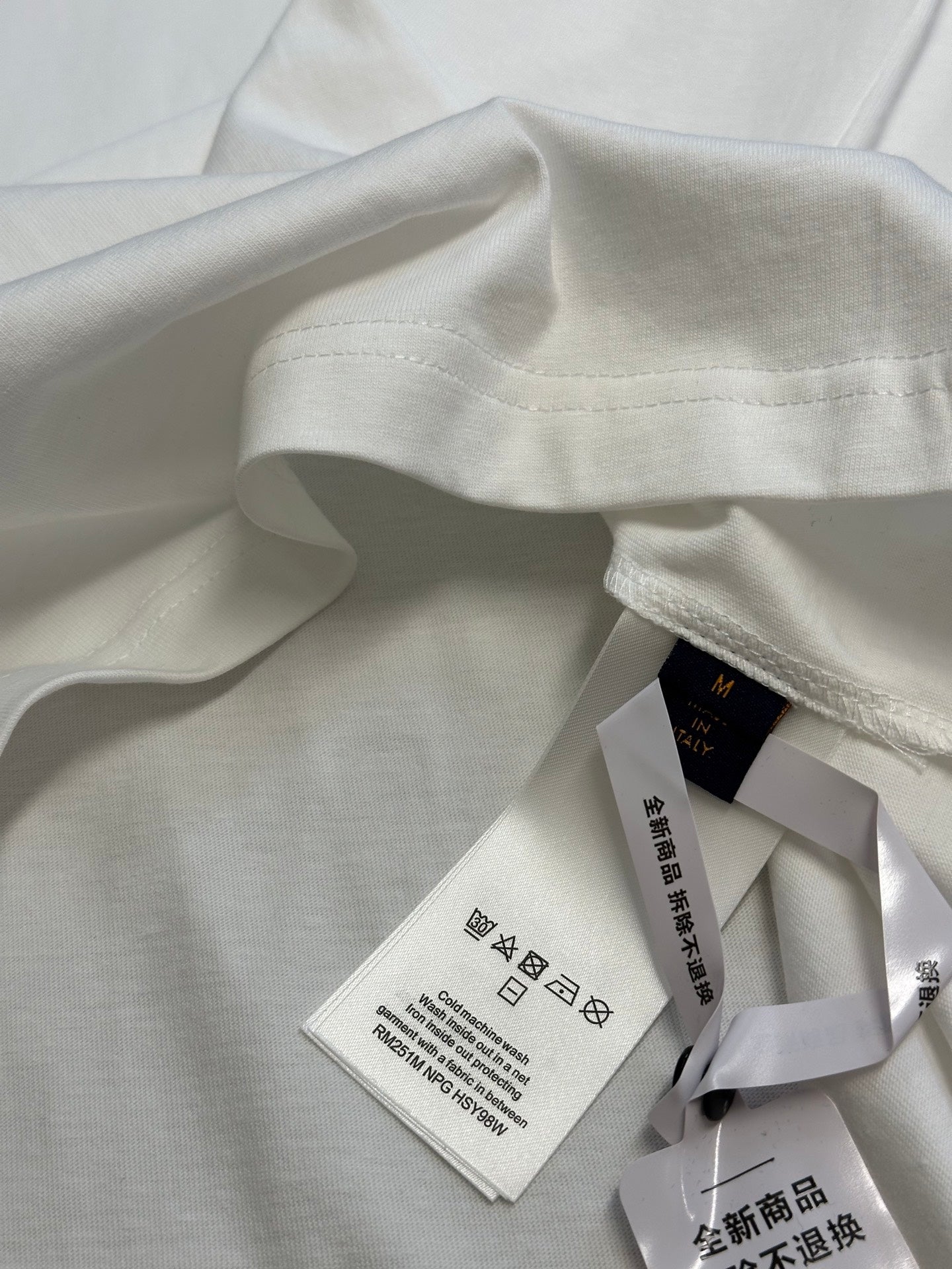 LuxluxHouse Best Quality Clothes T-shirt Louis Vuitton