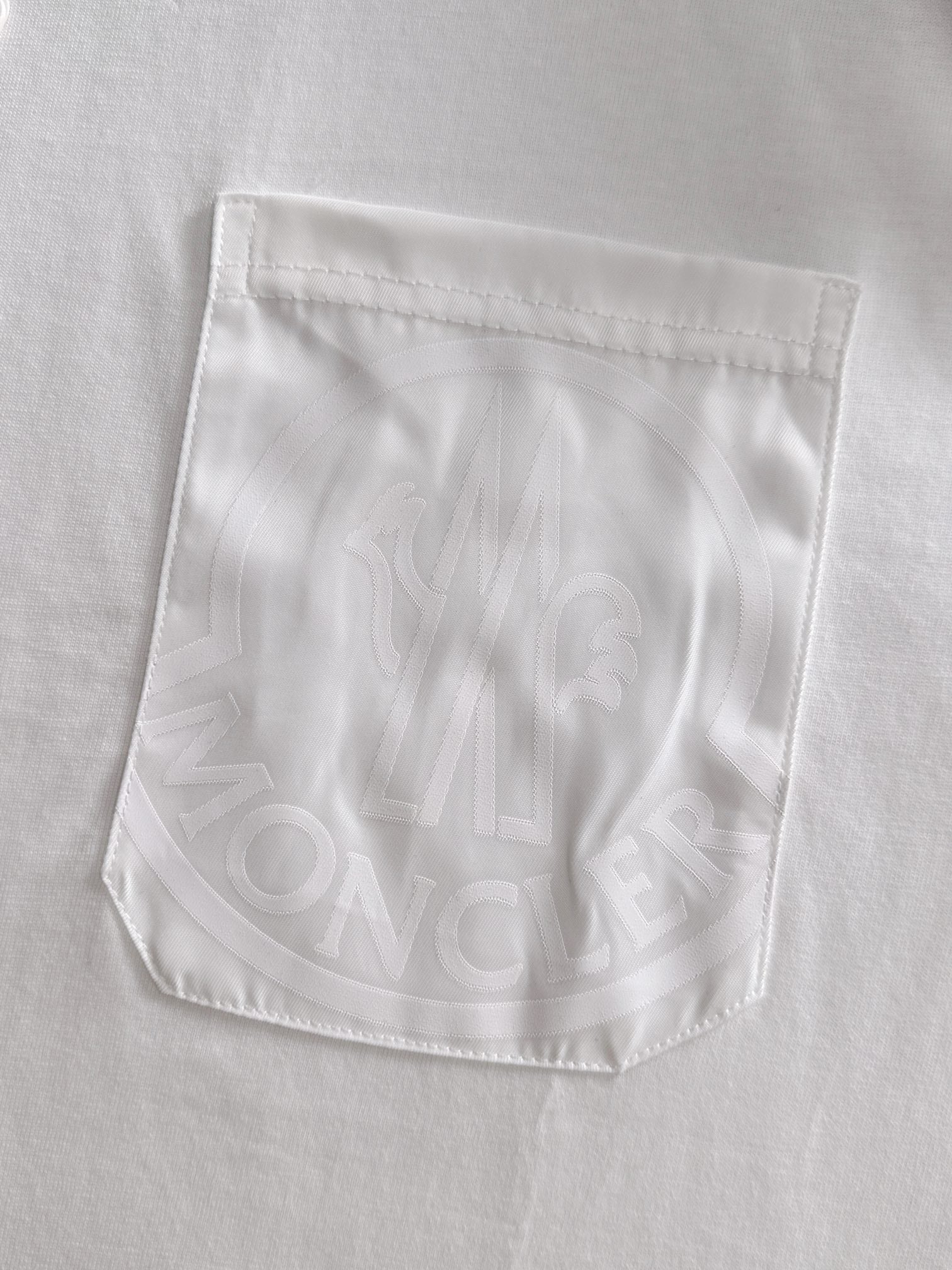 LuxluxHouse Best Quality Clothes T-shirt Moncler