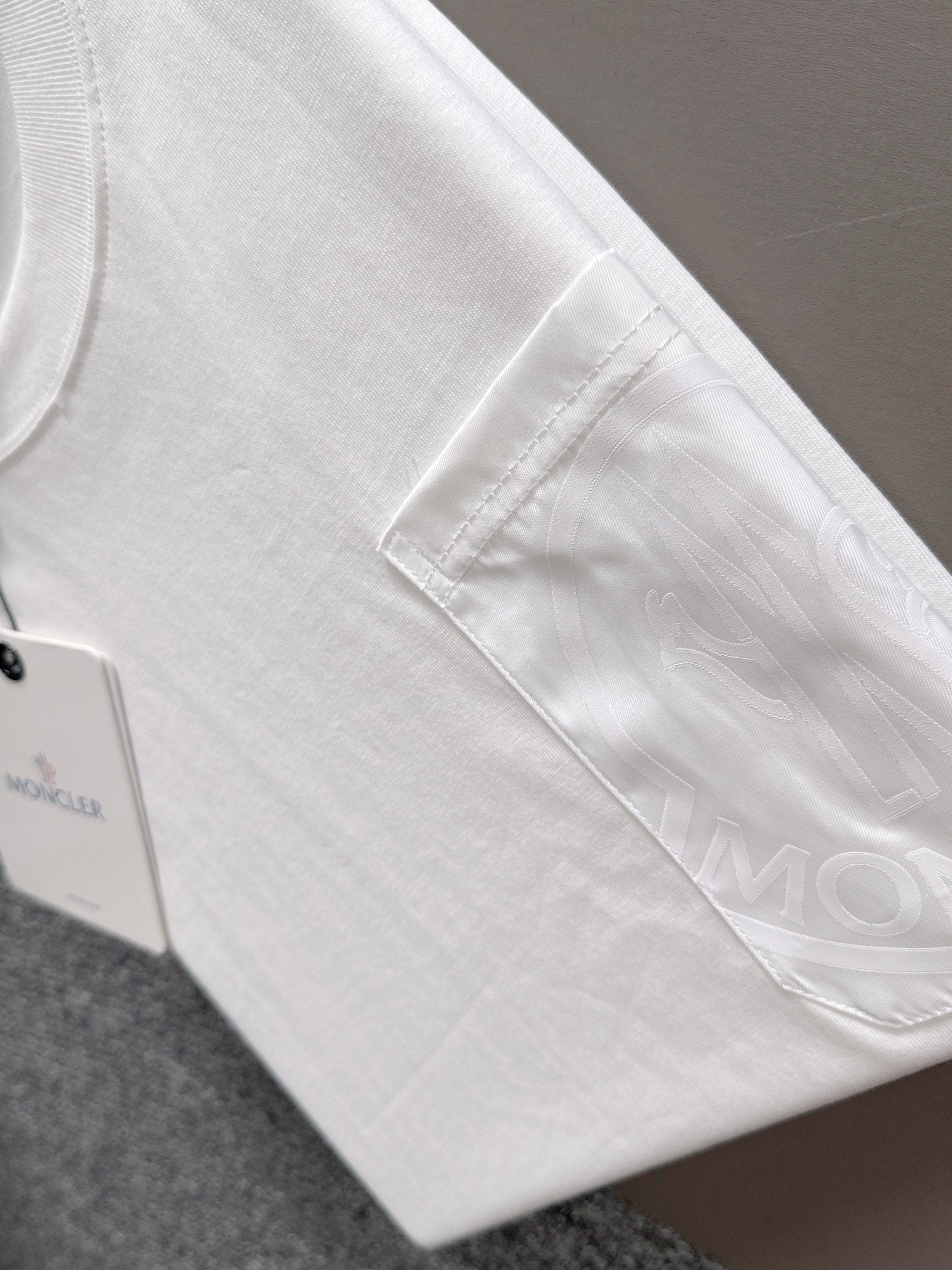 LuxluxHouse Best Quality Clothes T-shirt Moncler