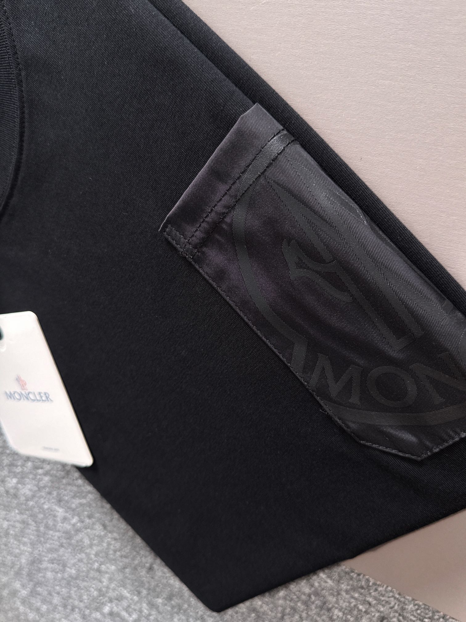 LuxluxHouse Best Quality Clothes T-shirt Moncler