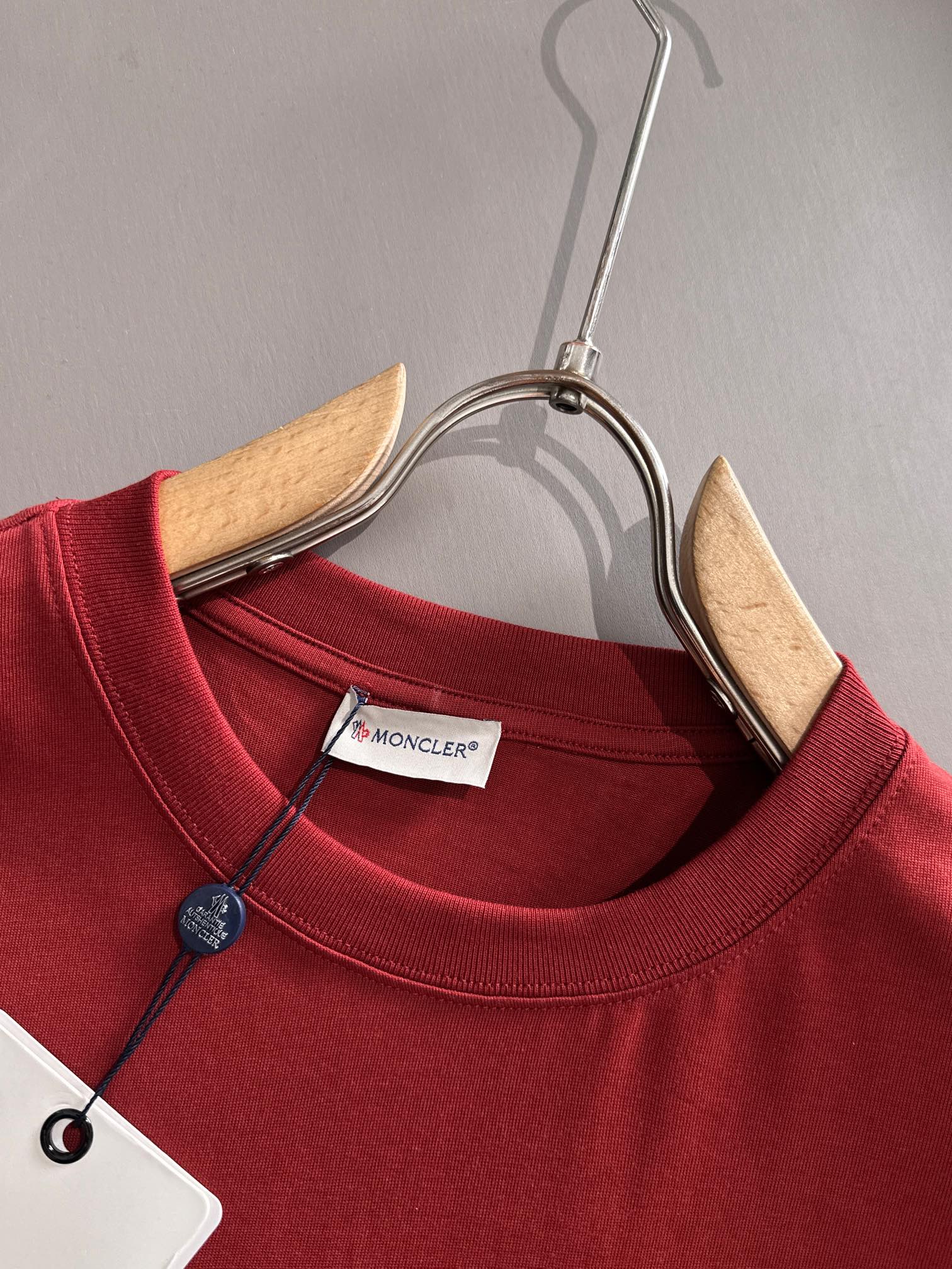 LuxluxHouse Best Quality Clothes T-shirt Moncler