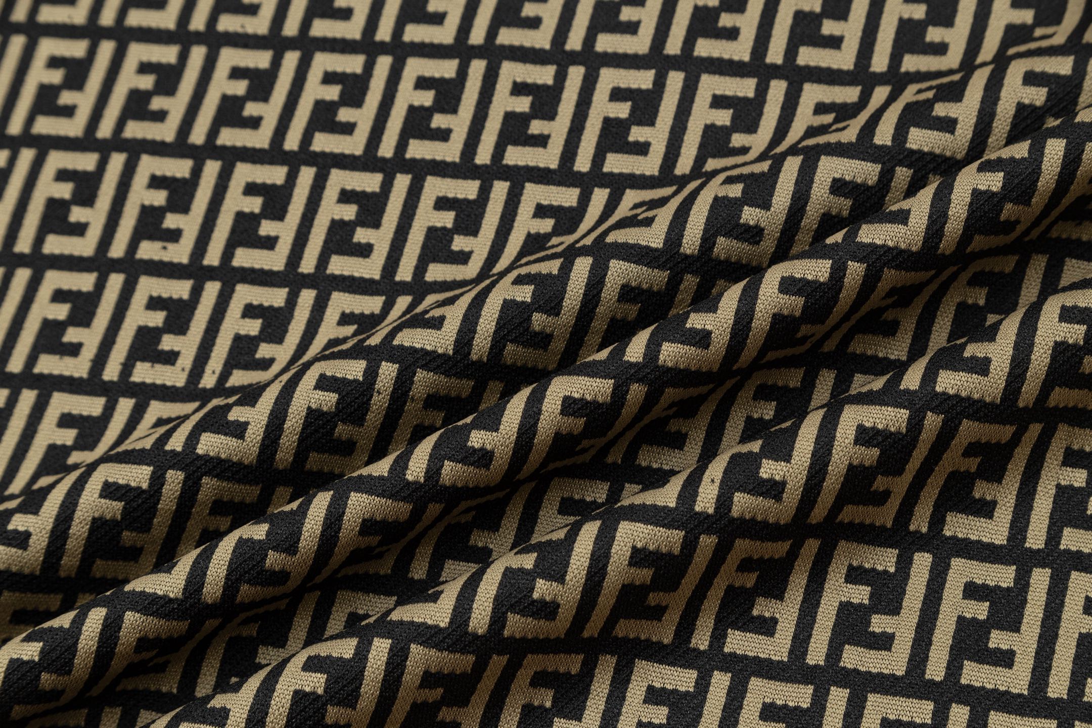 LuxluxHouse Best Quality Clothes Fendi T-shirt