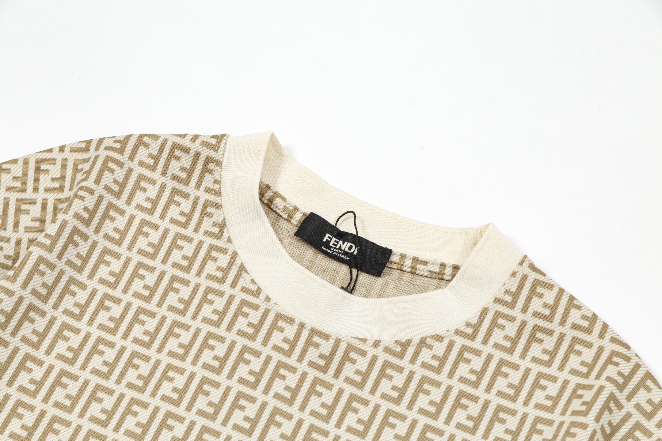 LuxluxHouse Best Quality Clothes Fendi T-shirt