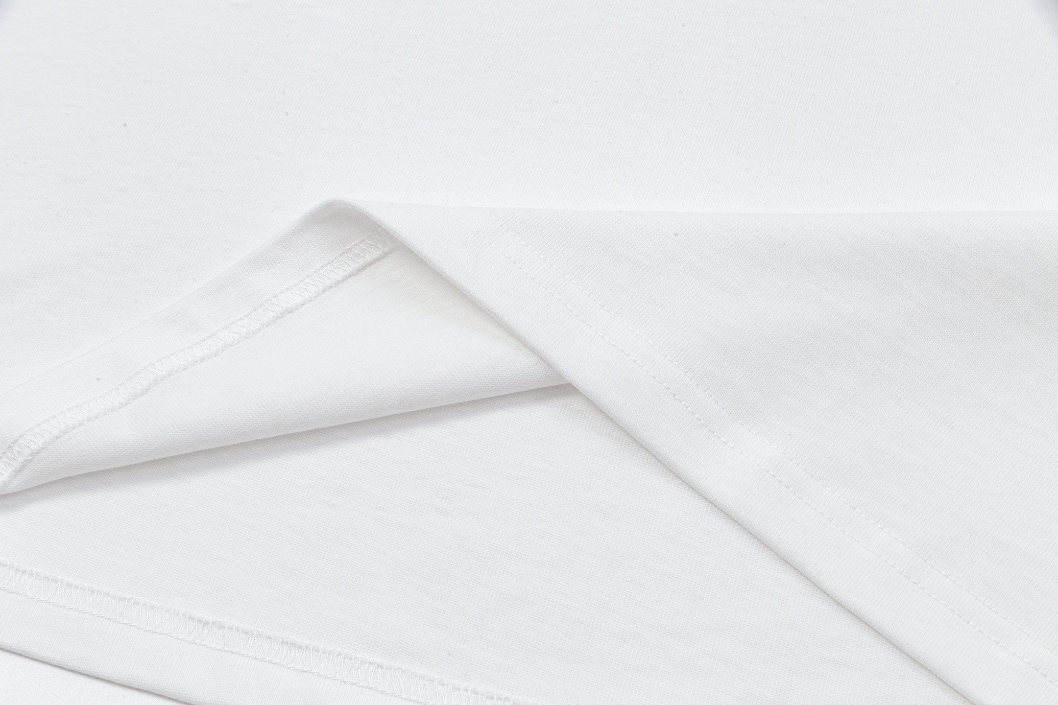 LuxluxHouse Best Quality Clothes T-shirt Chanel & Maison Margiela