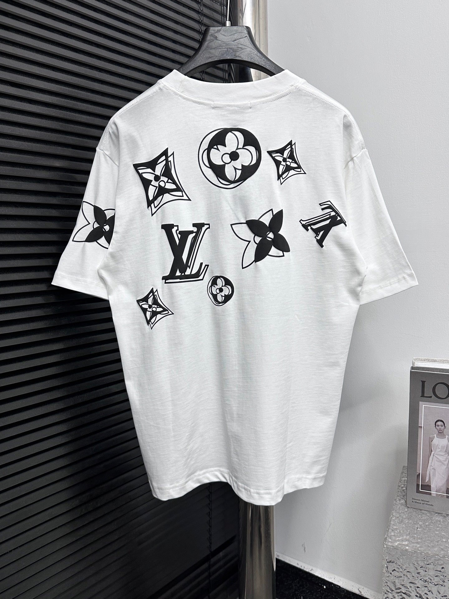 LuxluxHouse Best Quality Clothes T-shirt Louis Vuitton
