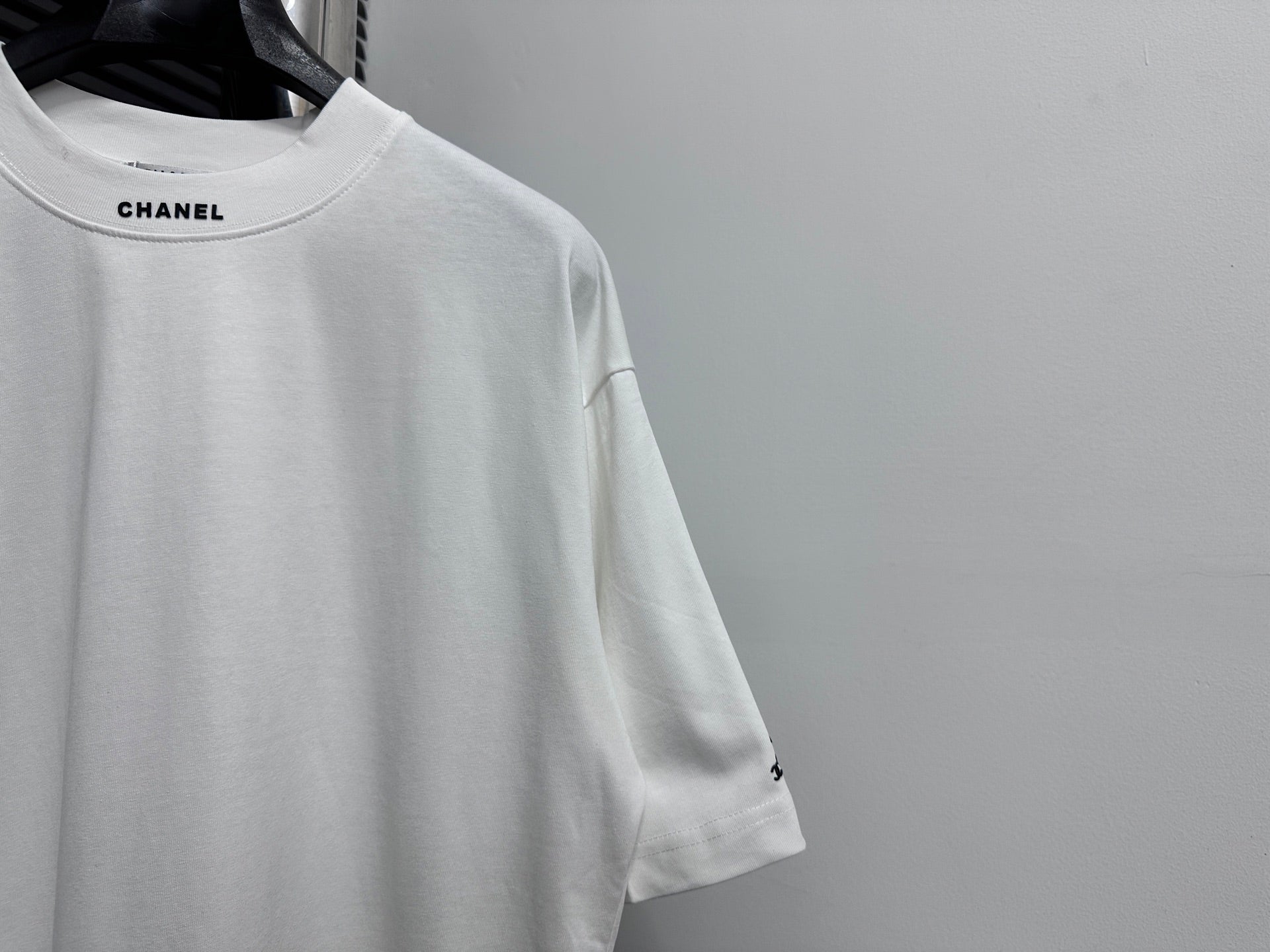 LuxluxHouse Best Quality Clothes T-shirt Chanel & Maison Margiela