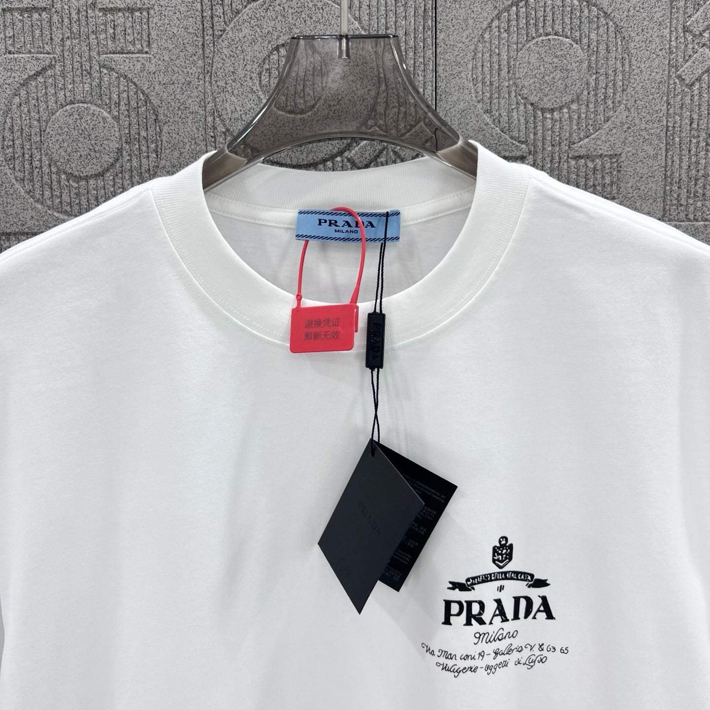 LuxluxHouse Best Quality Clothes T-shirt Prada
