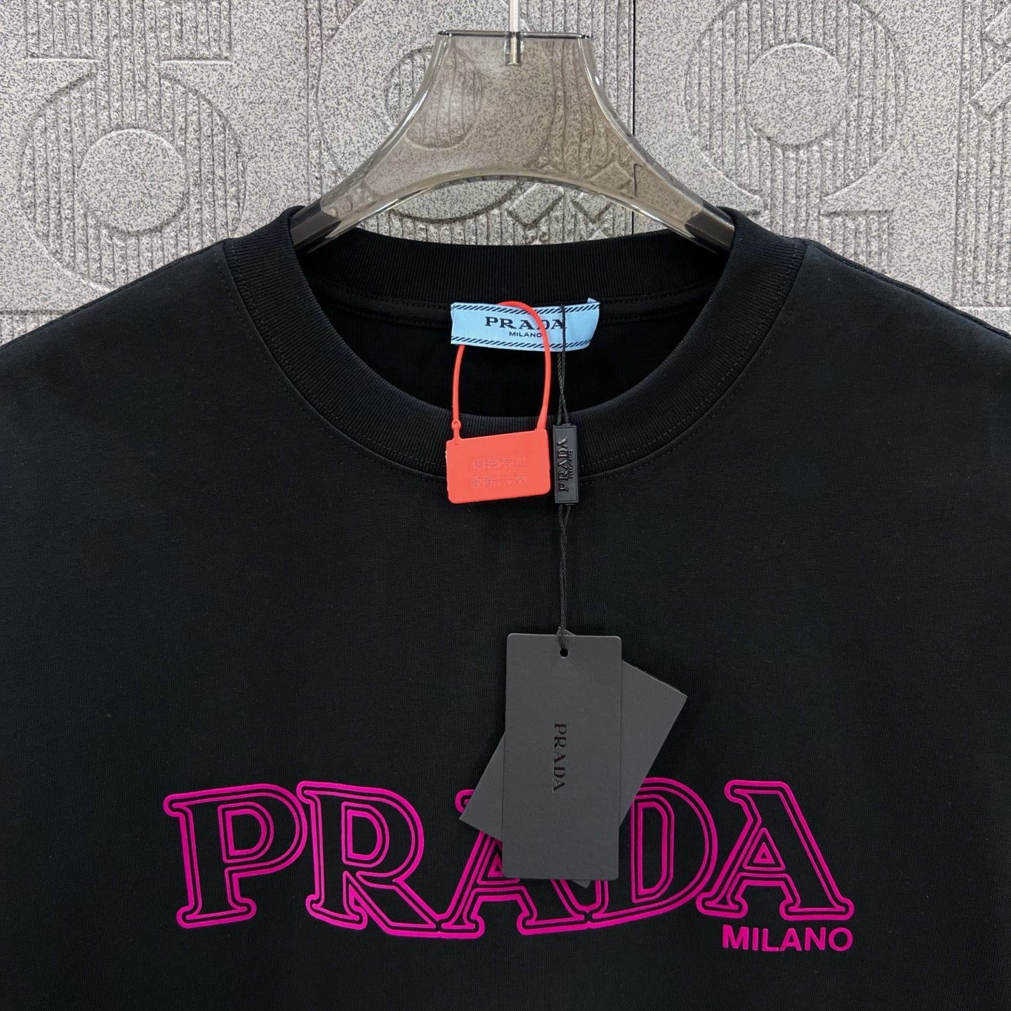 LuxluxHouse Best Quality Clothes T-shirt Prada