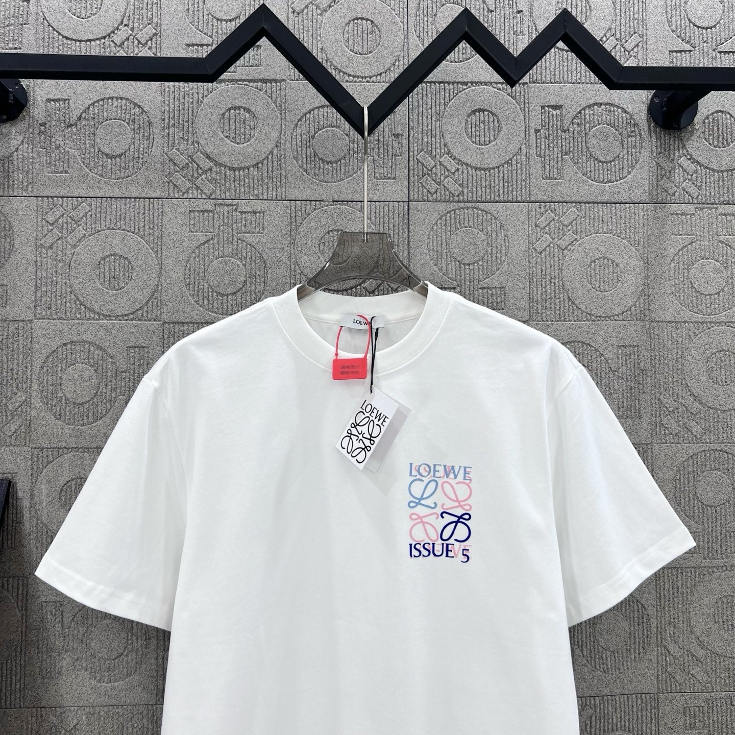 LuxluxHouse Best Quality Clothes T-shirt Loewe