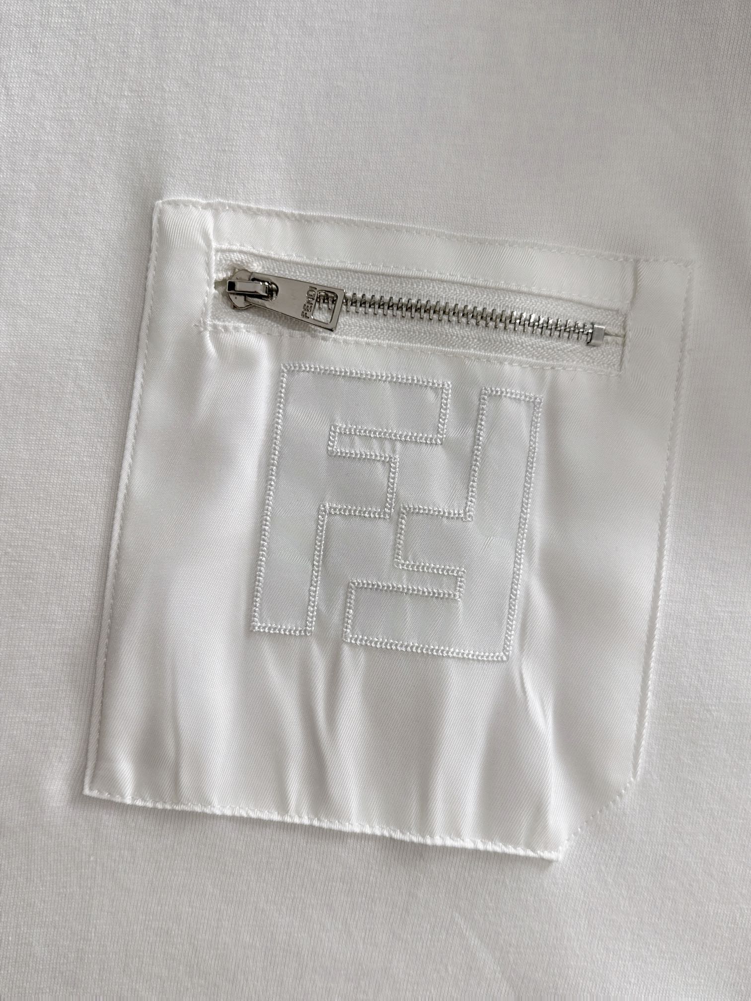 LuxluxHouse Best Quality Clothes Fendi T-shirt