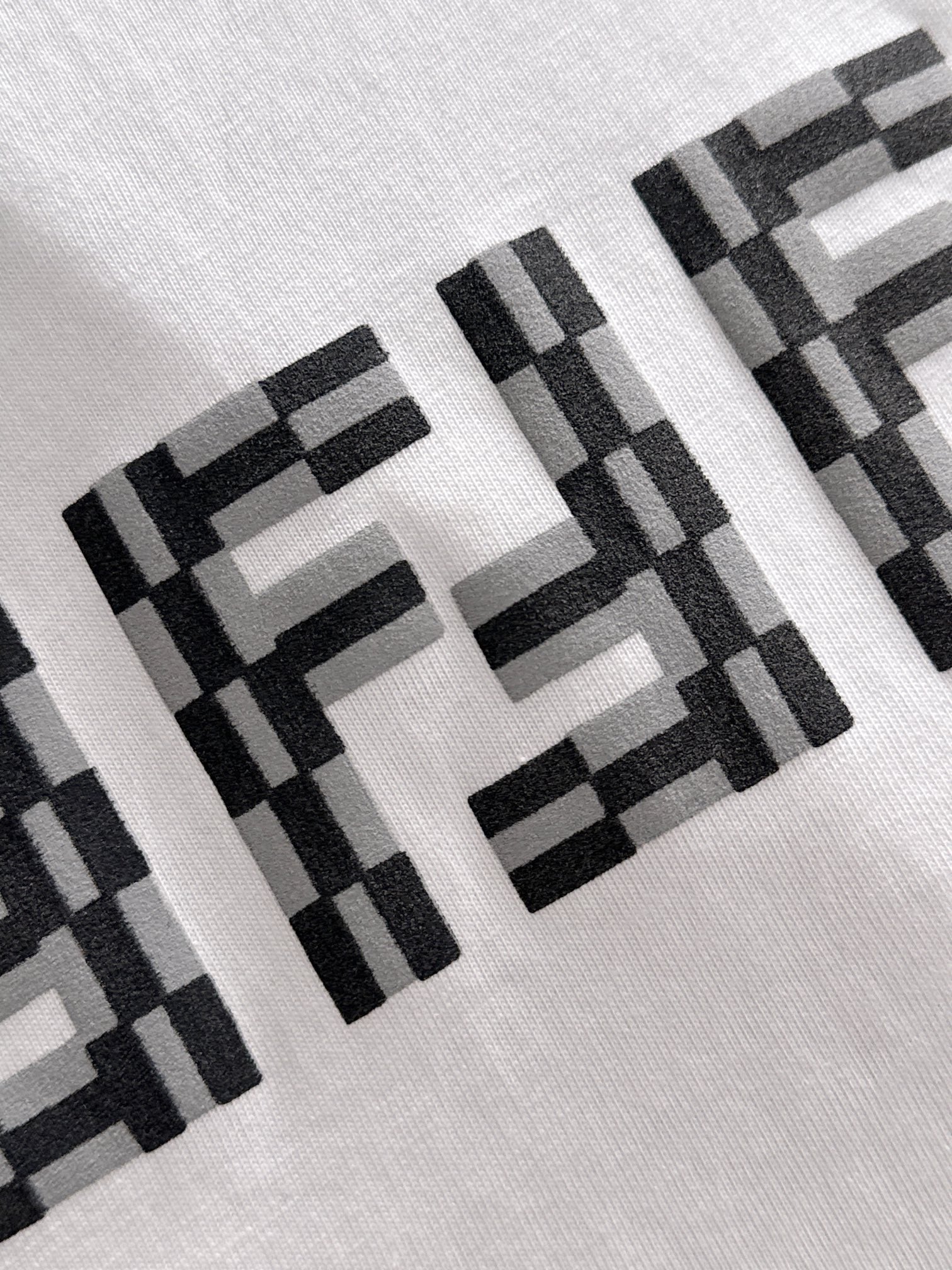 LuxluxHouse Best Quality Clothes Fendi T-shirt