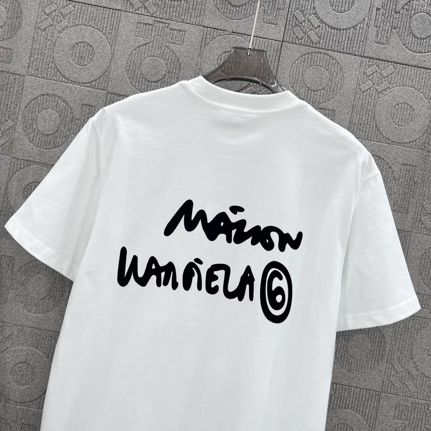LuxluxHouse Best Quality Clothes T-shirt Chanel & Maison Margiela