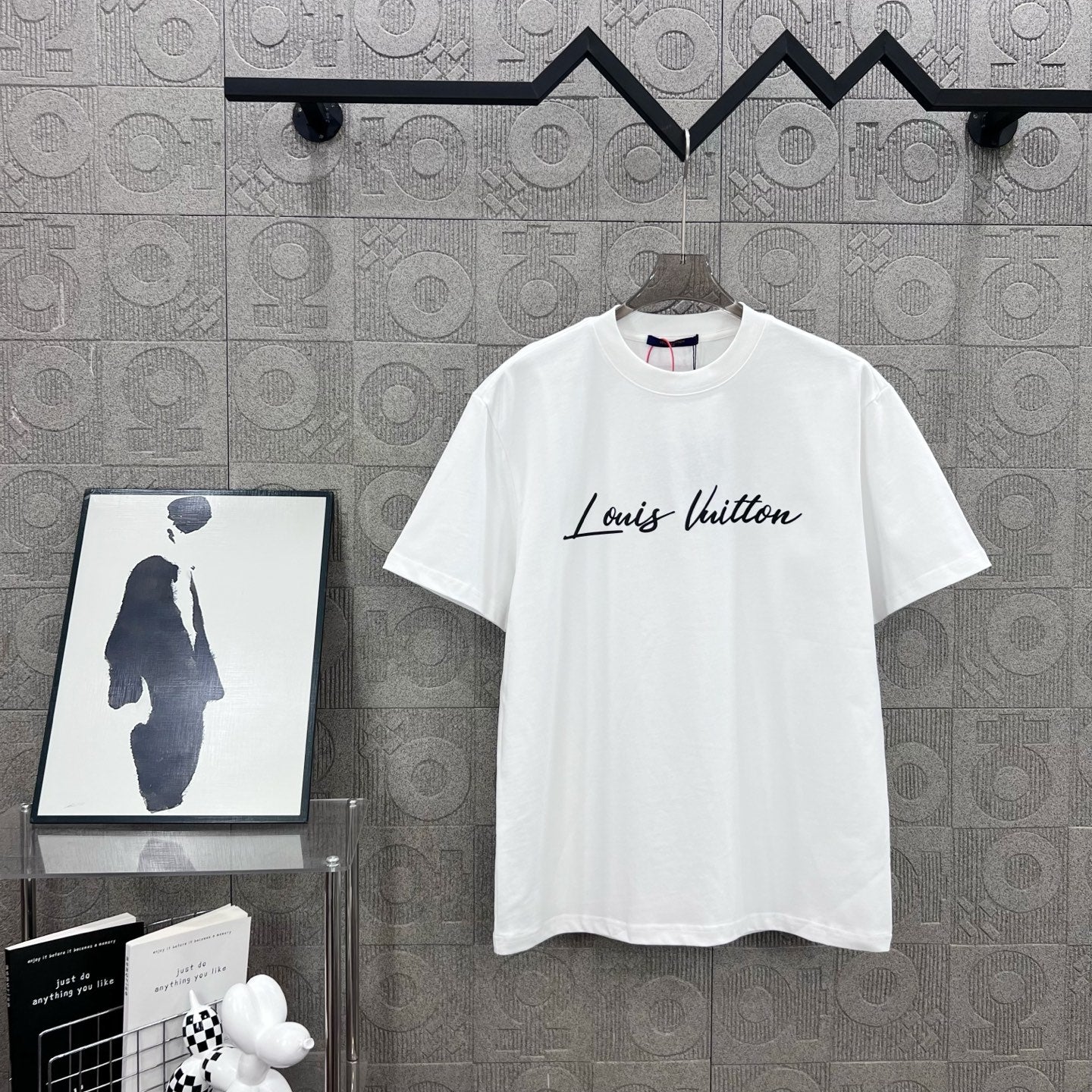 LuxluxHouse Best Quality Clothes T-shirt Louis Vuitton