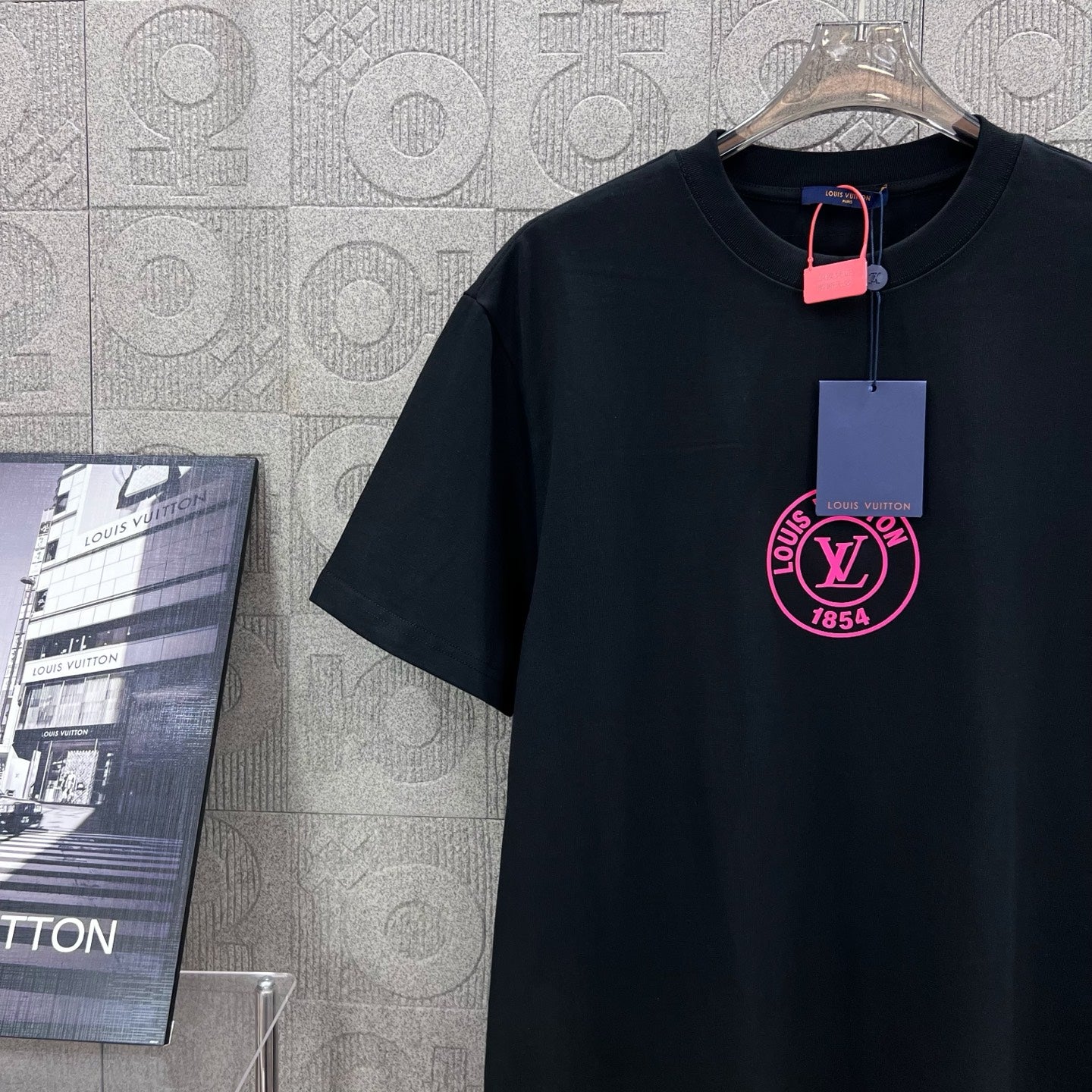 LuxluxHouse Best Quality Clothes T-shirt Louis Vuitton