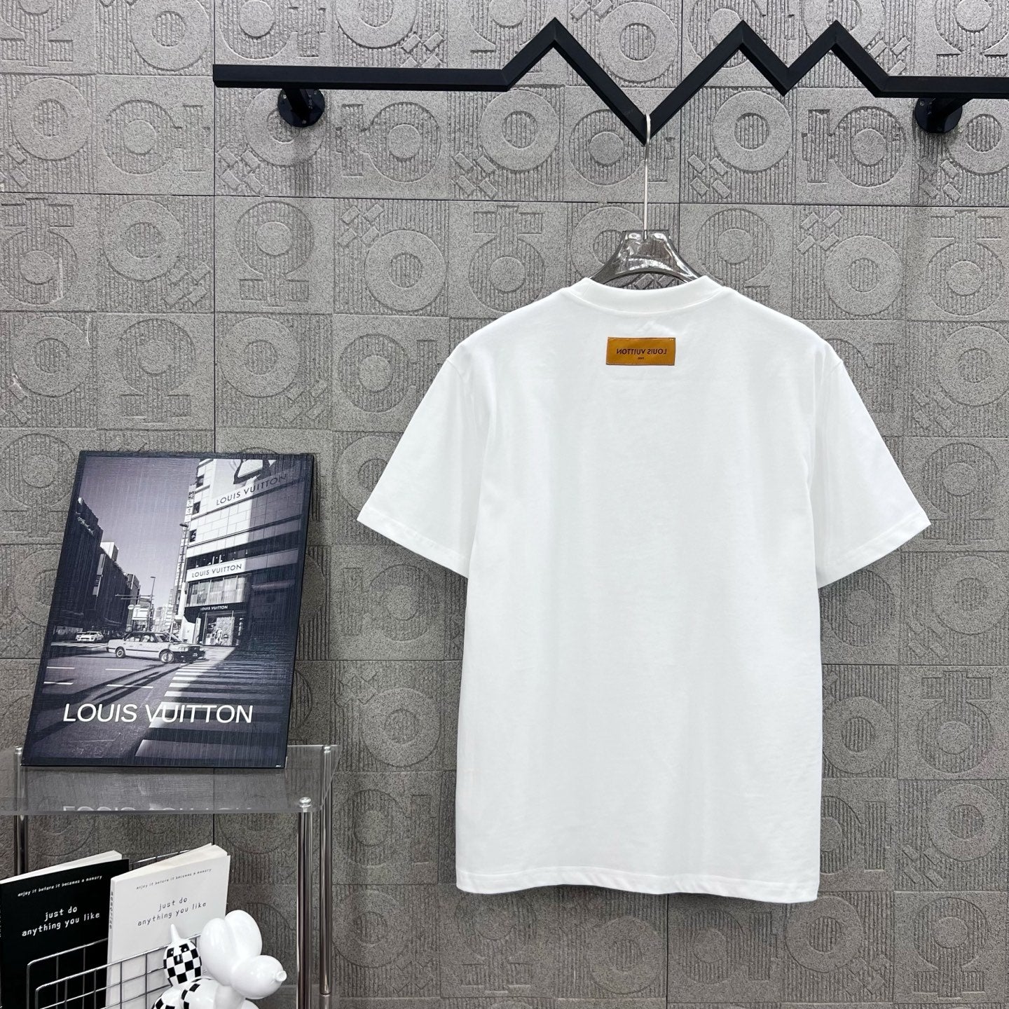 LuxluxHouse Best Quality Clothes T-shirt Louis Vuitton