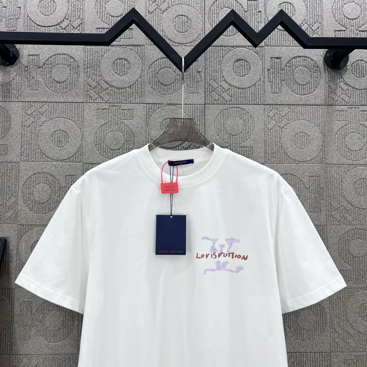 LuxluxHouse Best Quality Clothes T-shirt Louis Vuitton