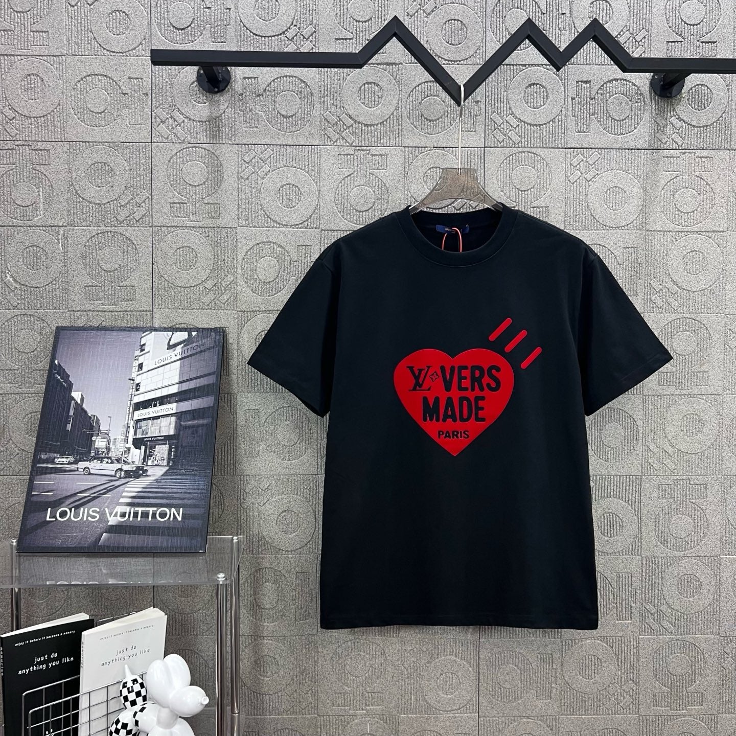 LuxluxHouse Best Quality Clothes T-shirt Louis Vuitton