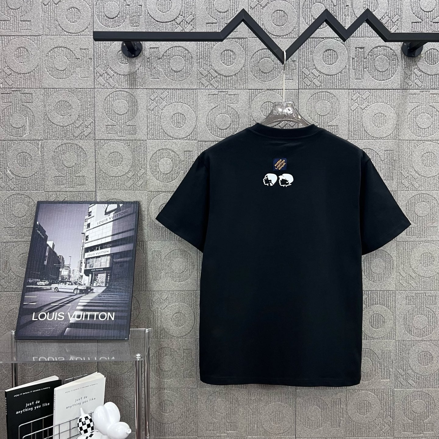 LuxluxHouse Best Quality Clothes T-shirt Louis Vuitton