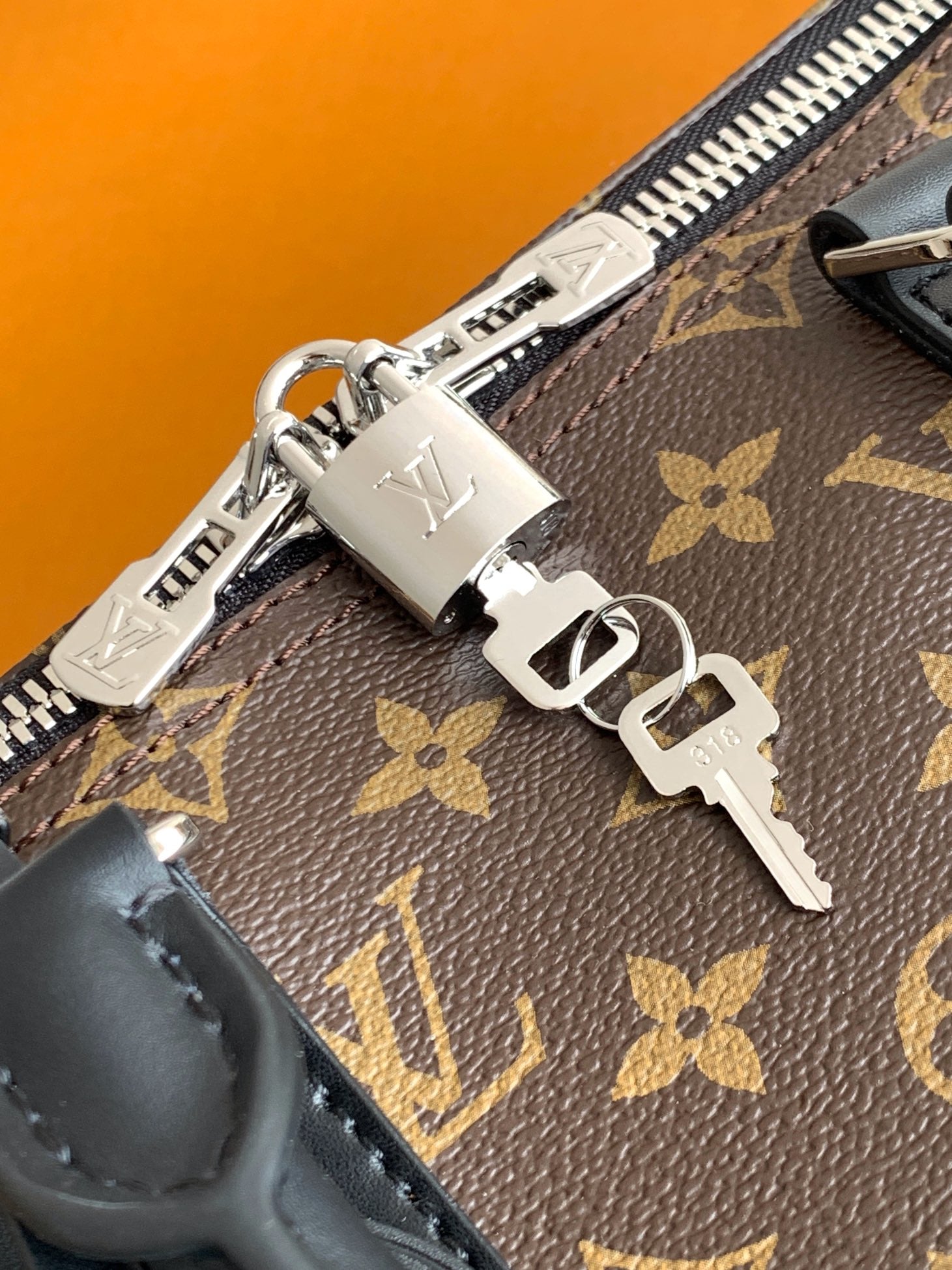 LuxluxHouse Best Quality Bags Best Louis Vuitton Men