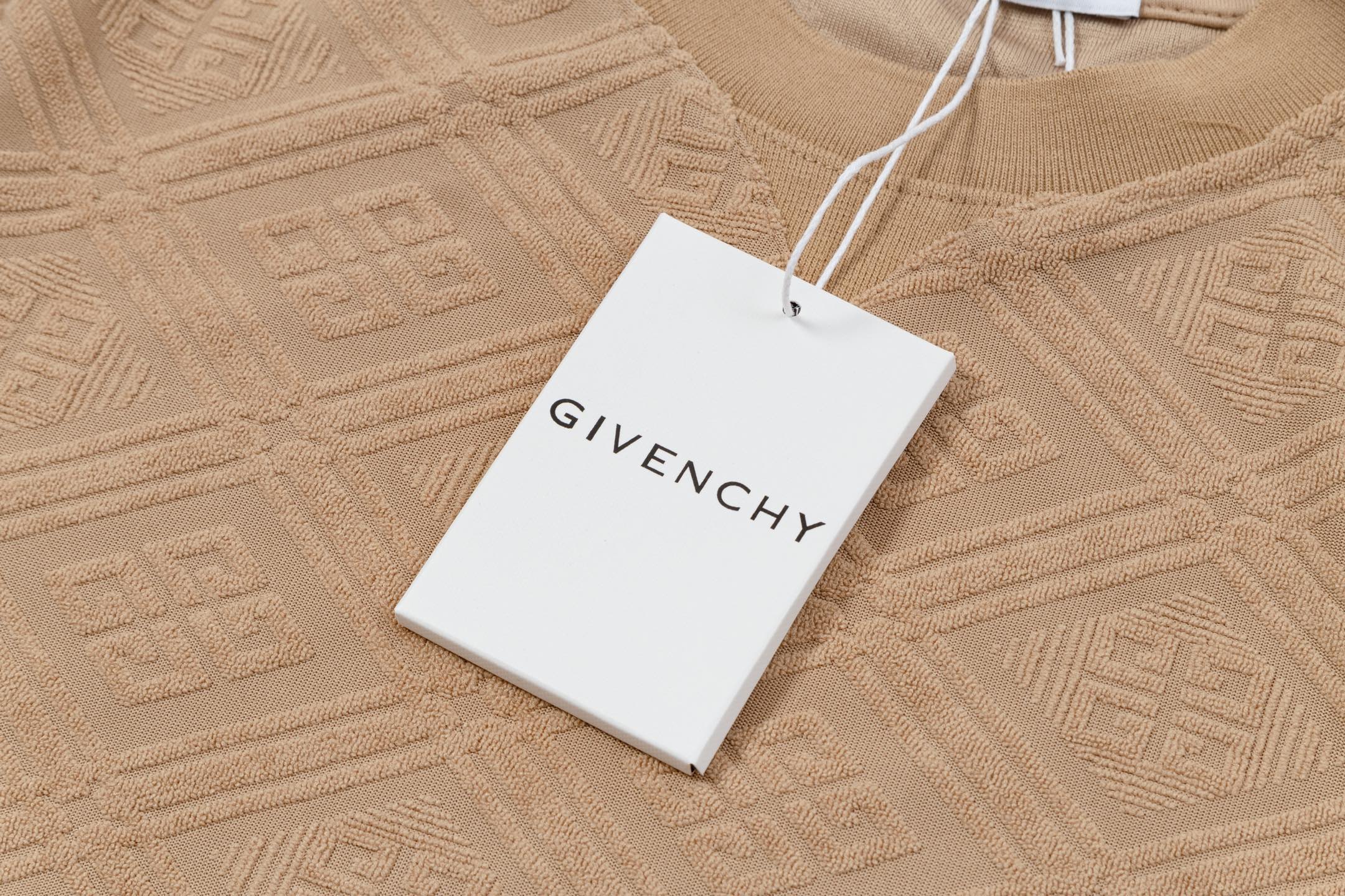 LuxluxHouse Best Quality Clothes Givenchy T-shirt