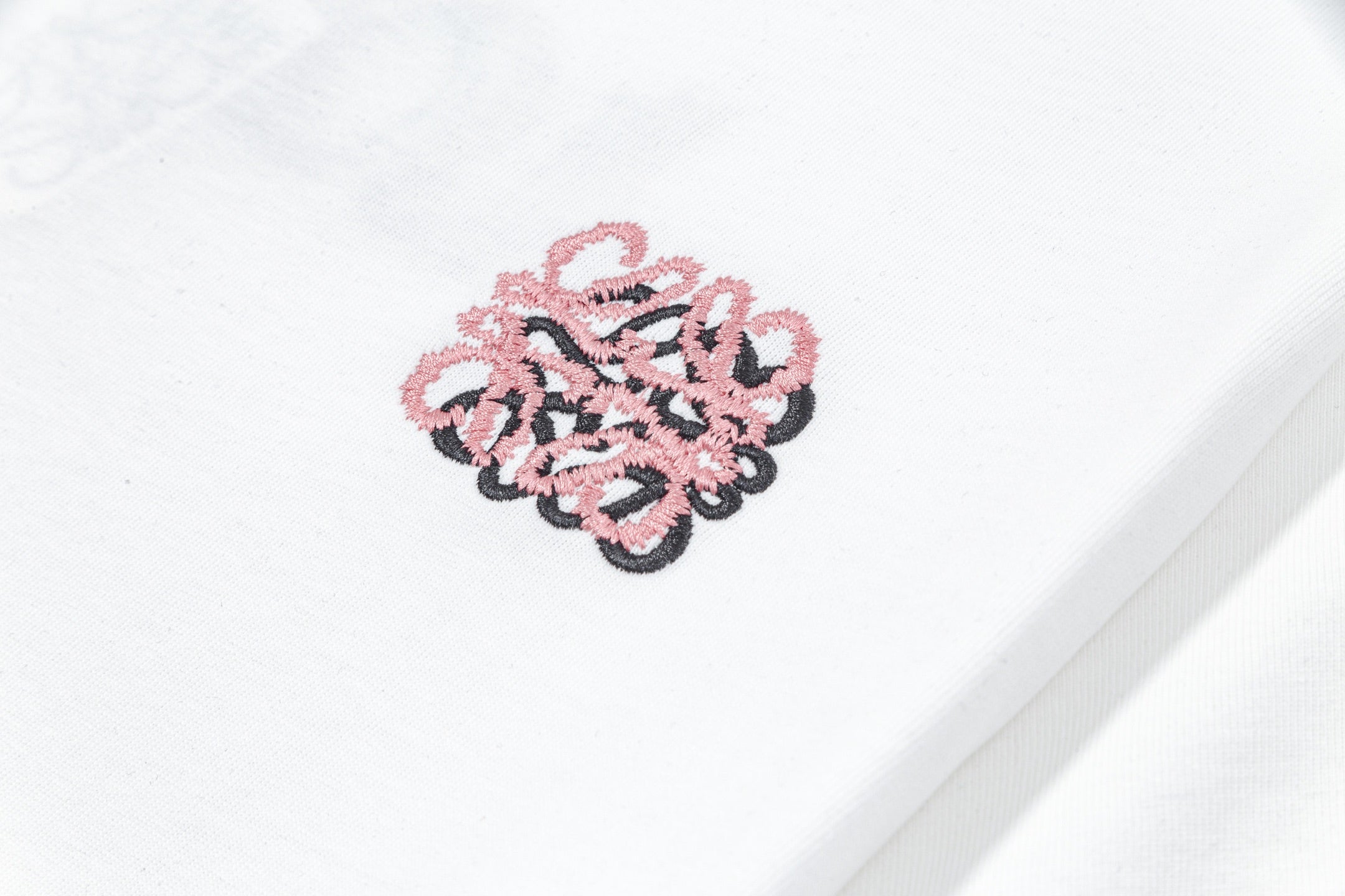 LuxluxHouse Best Quality Clothes T-shirt Loewe