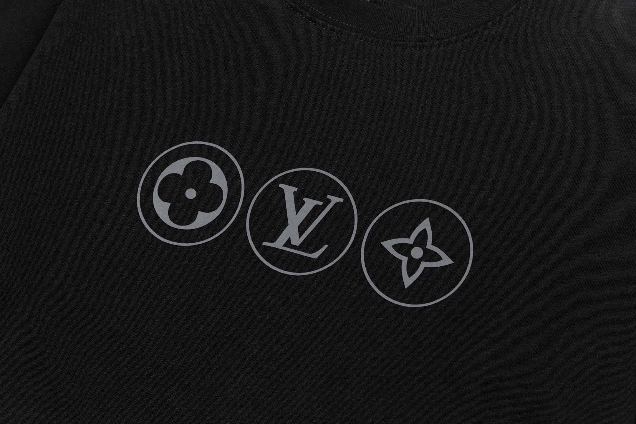 LuxluxHouse Best Quality Clothes T-shirt Louis Vuitton