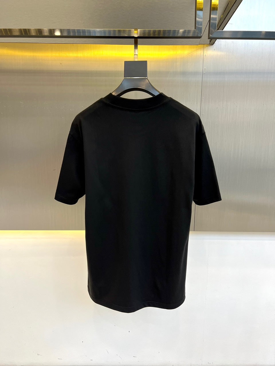 LuxluxHouse Best Quality Clothes T-shirt Arcteryx
