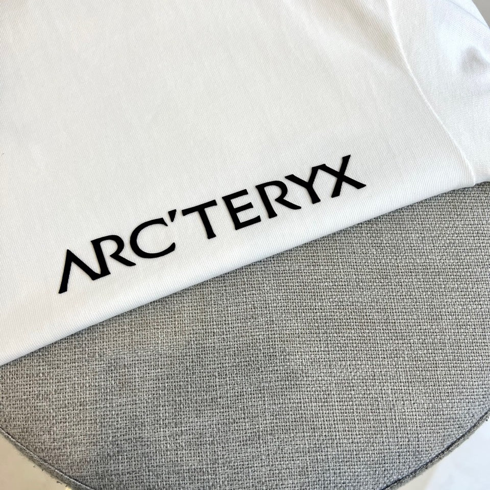 LuxluxHouse Best Quality Clothes T-shirt Arcteryx